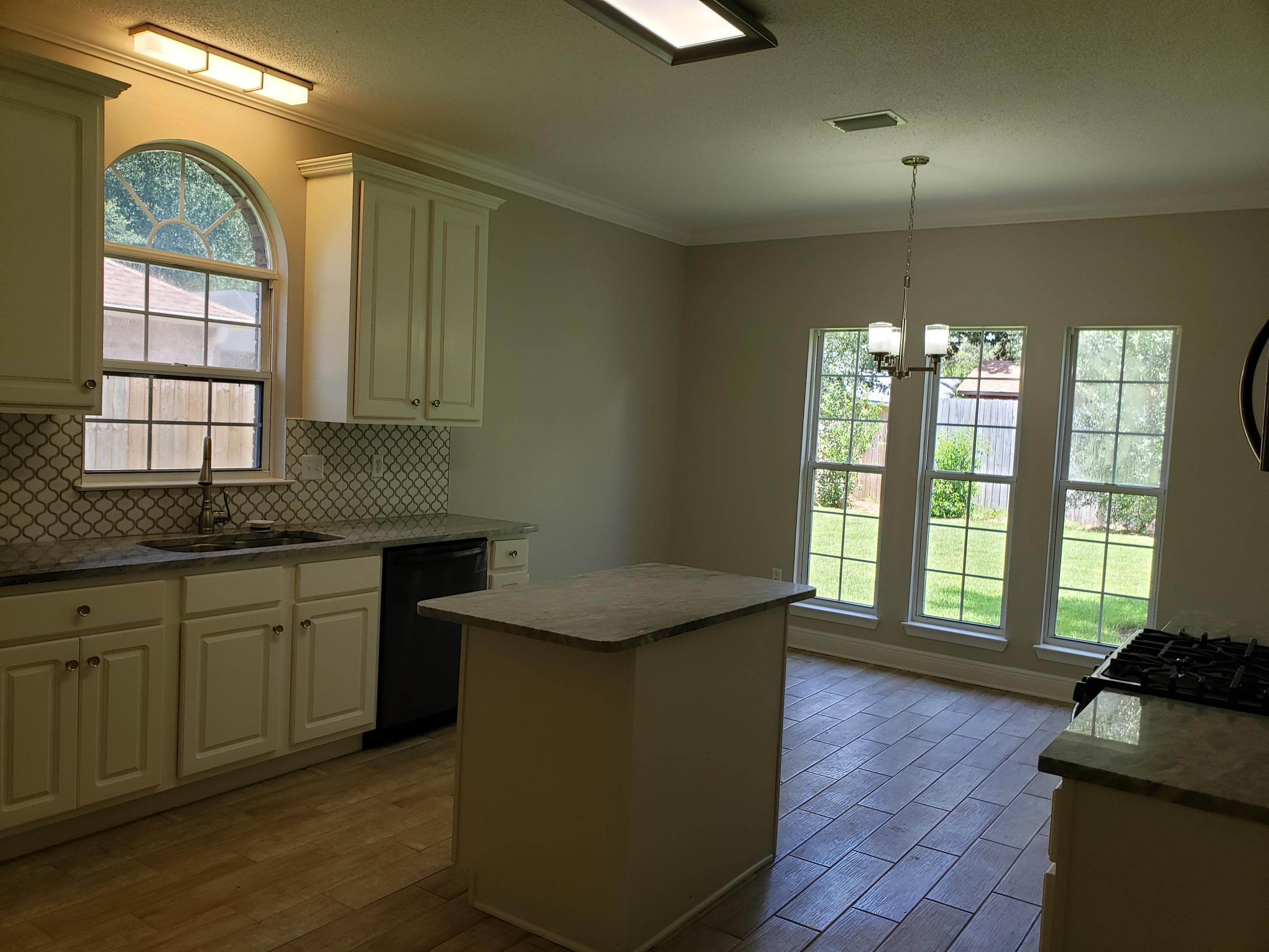 PARKWOOD ESTATES PH 7 - Residential