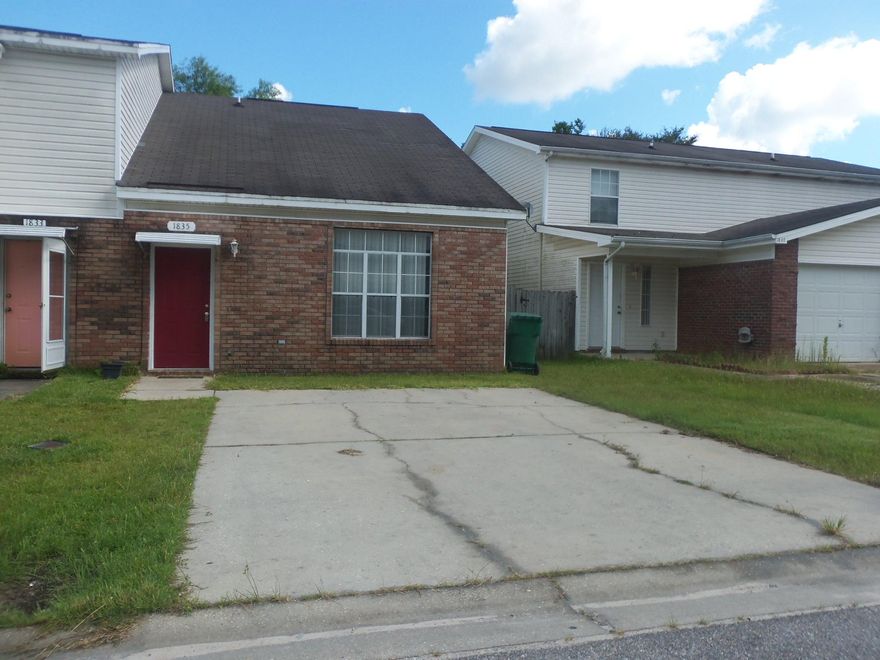 This 3 bedroom, 2.5 bath townhome is located near both bases and Northwest Florida State College. The master bedroom is located on the first floor, and includes a large walk in closet. Downstairs is all wood floor, carpet begins on the stairs and goes upstairs into the guest rooms. There is a fenced in backyard. Up to 50lbs dogs are welcome with a non-refundable pet fee. Available 9/14/18