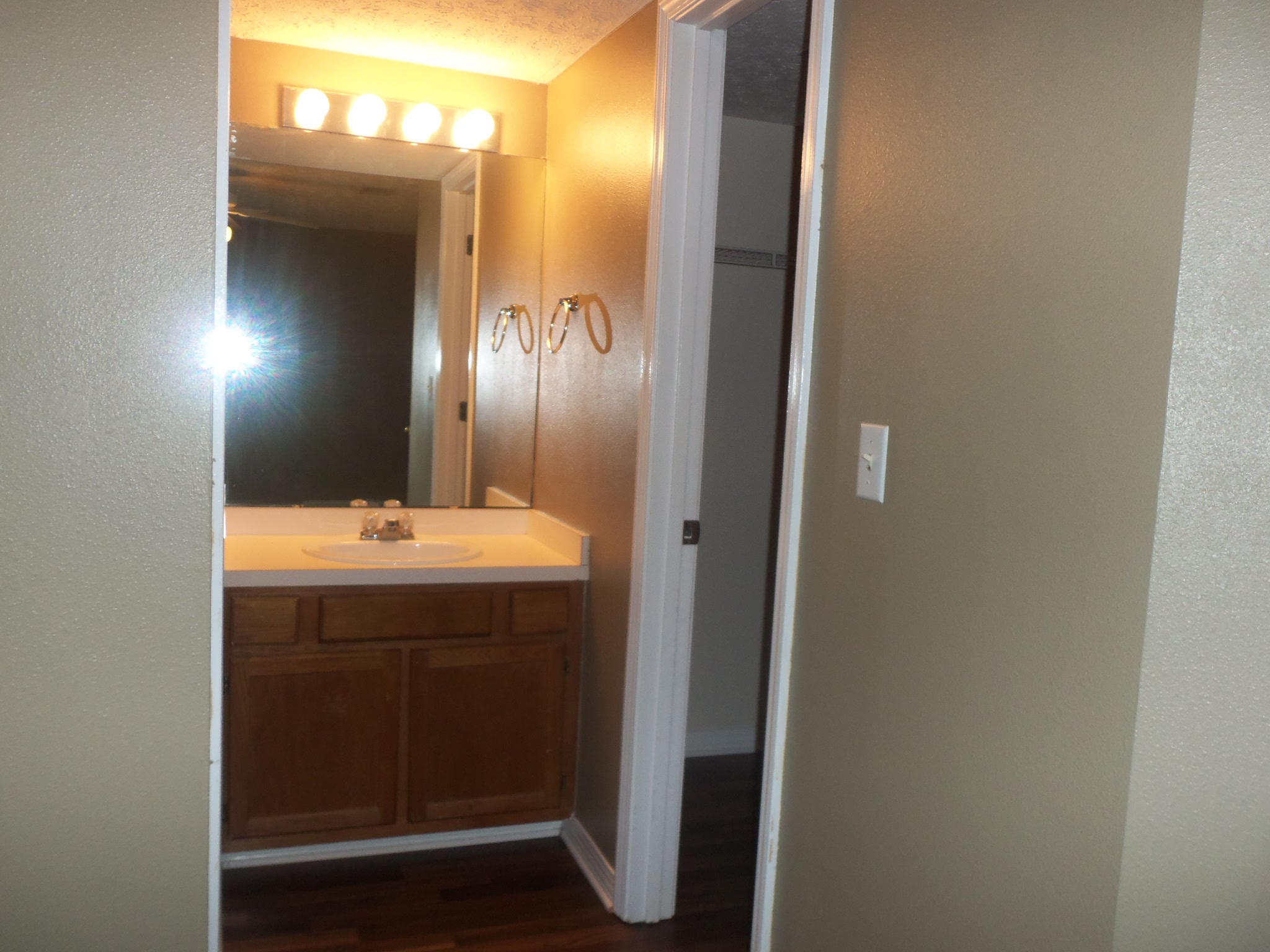 FOREST OAKS PH 3 - Residential Lease