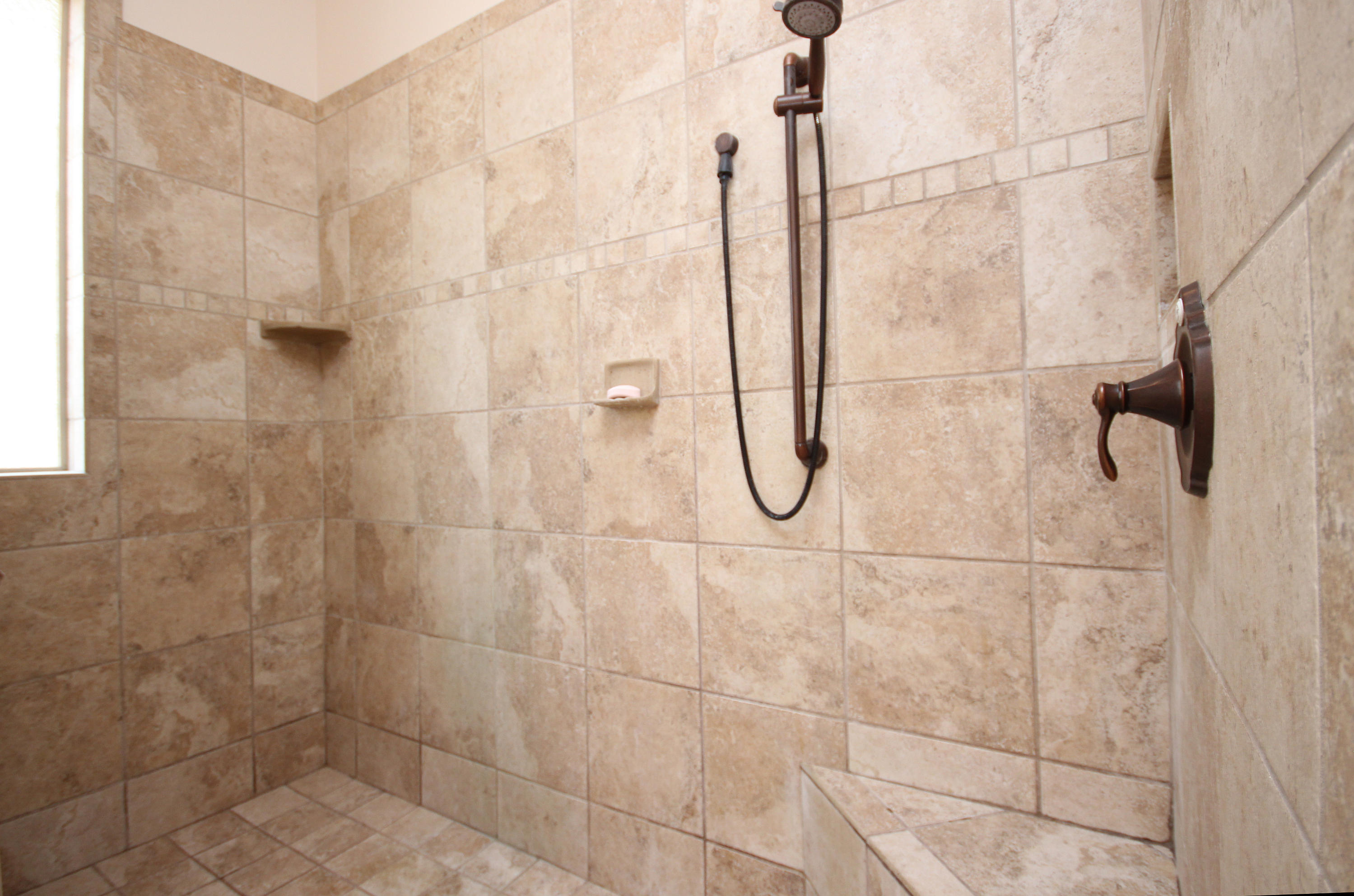 ROBLEDAL ESTATES - Residential