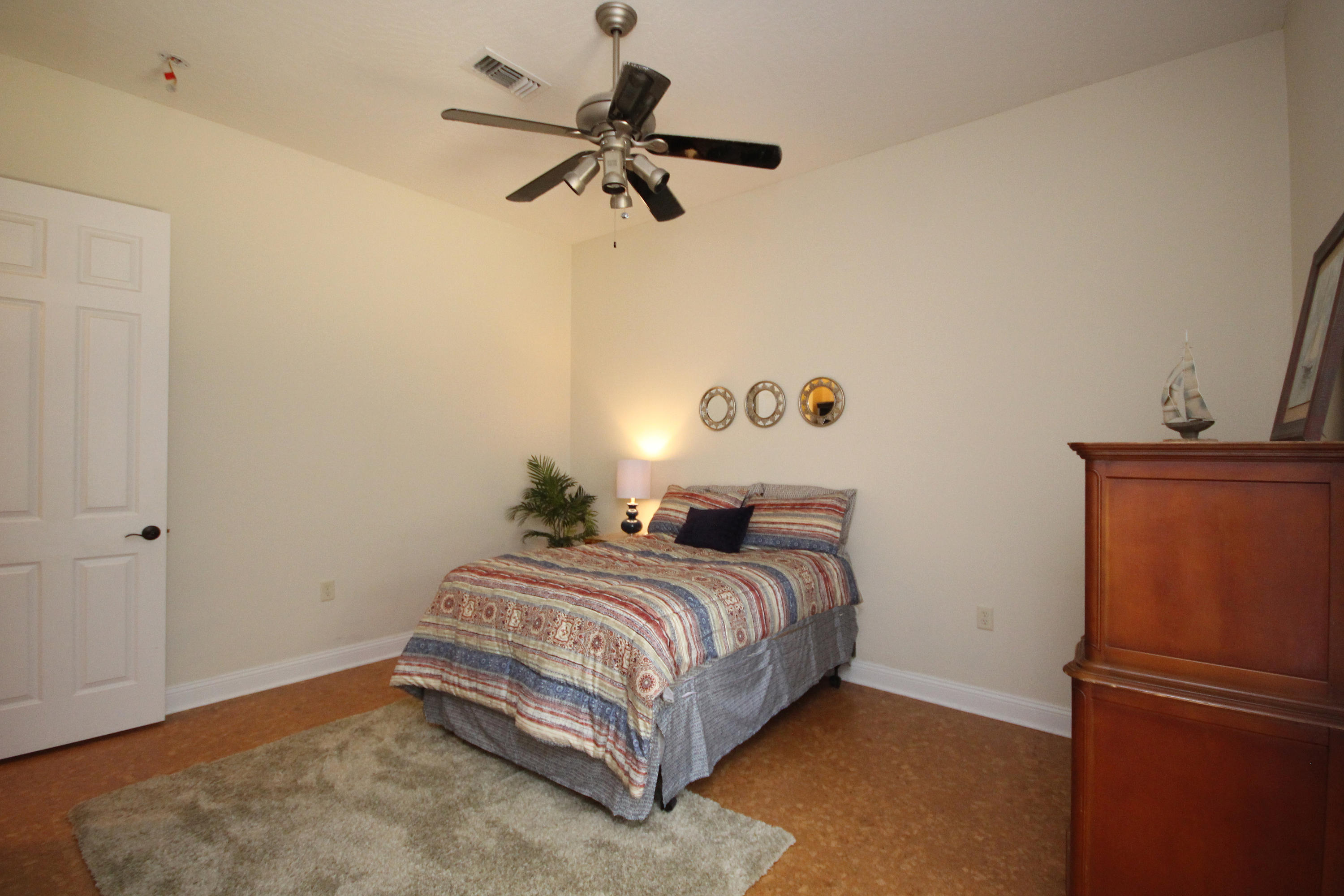 ROBLEDAL ESTATES - Residential