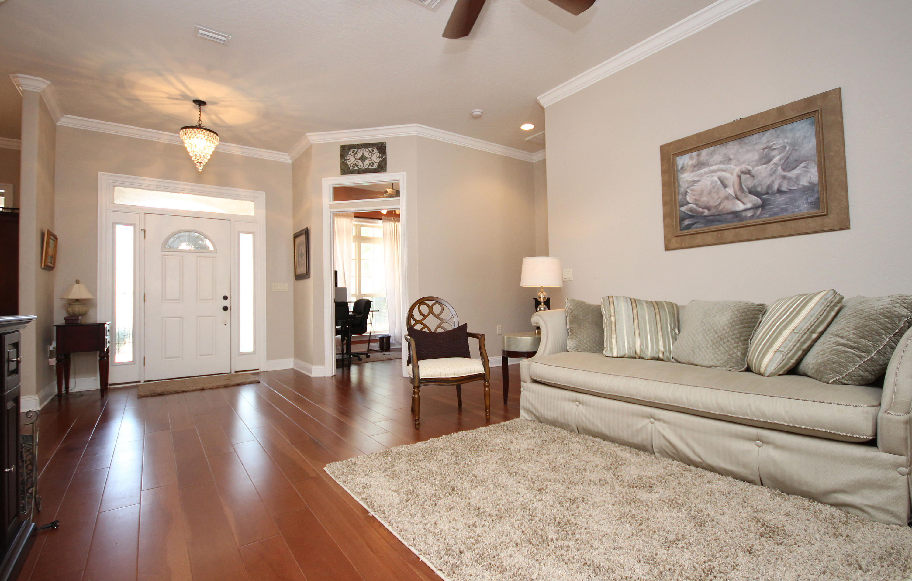 ROBLEDAL ESTATES - Residential