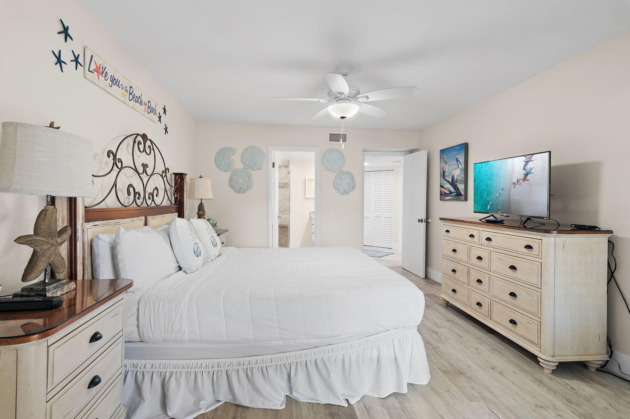 HIDDEN DUNES BEACH COTTAGES 1 - Residential