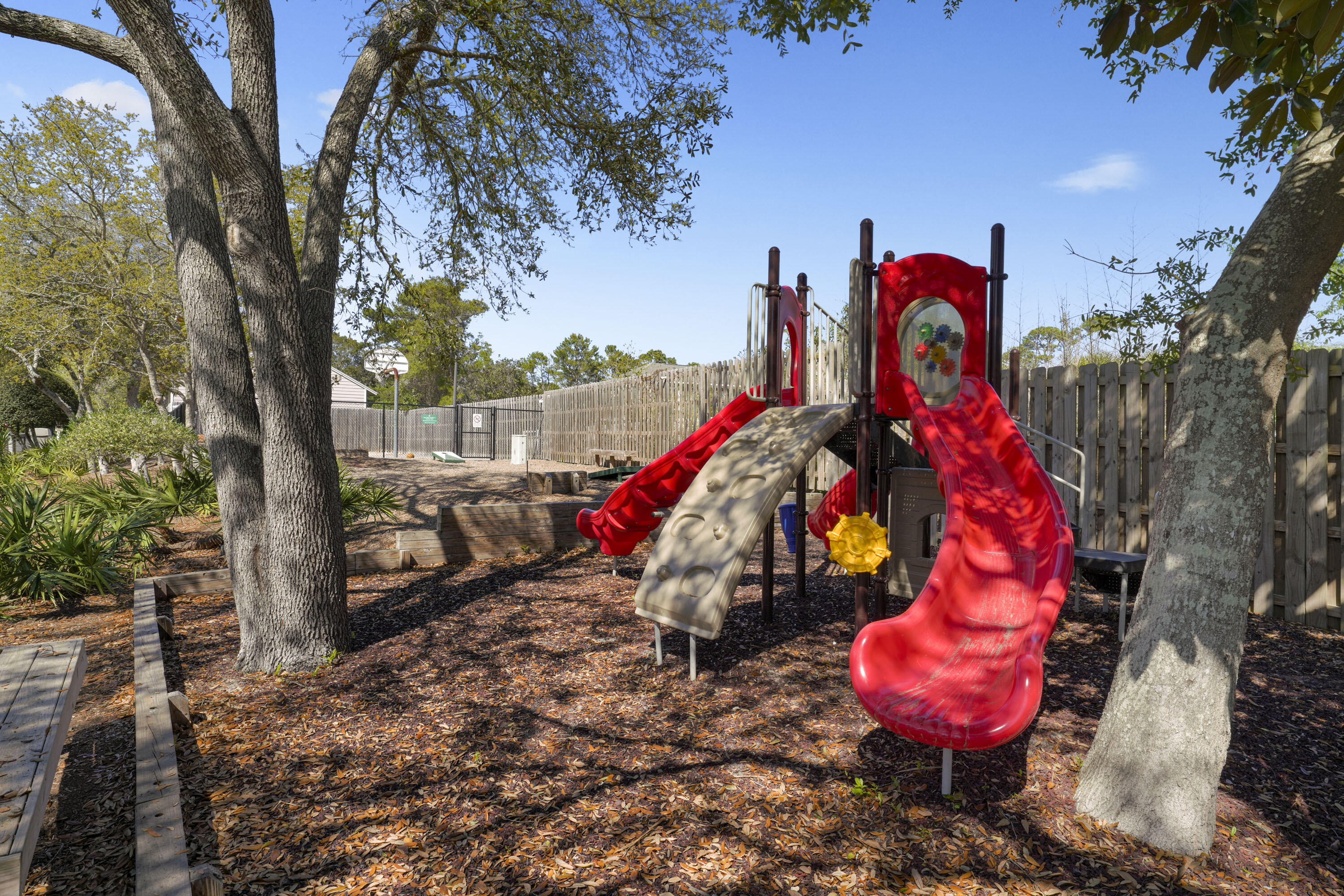 HIDDEN DUNES BEACH COTTAGES 1 - Residential