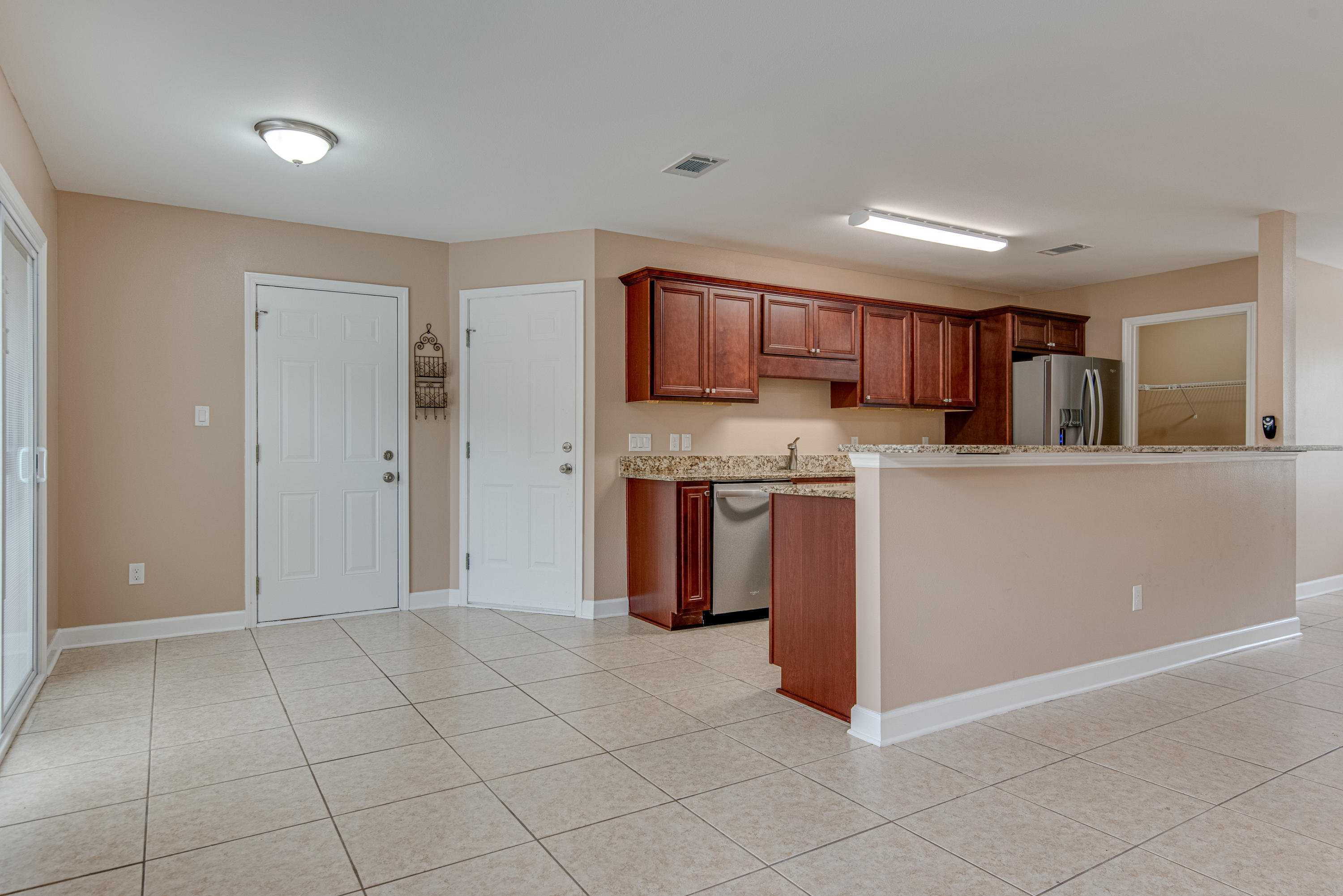 COUNTRY BREEZE ESTATES - Residential