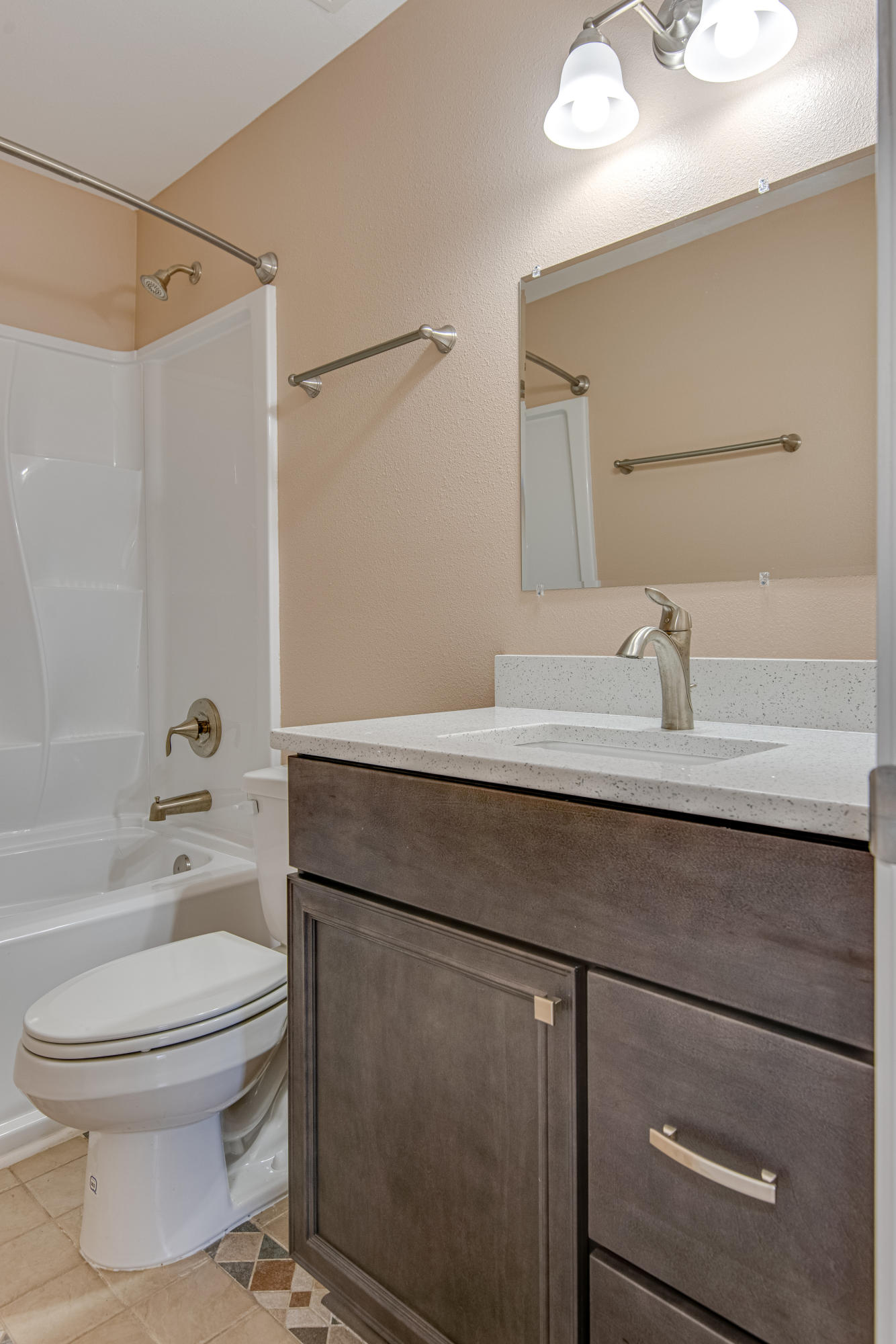 COUNTRY BREEZE ESTATES - Residential