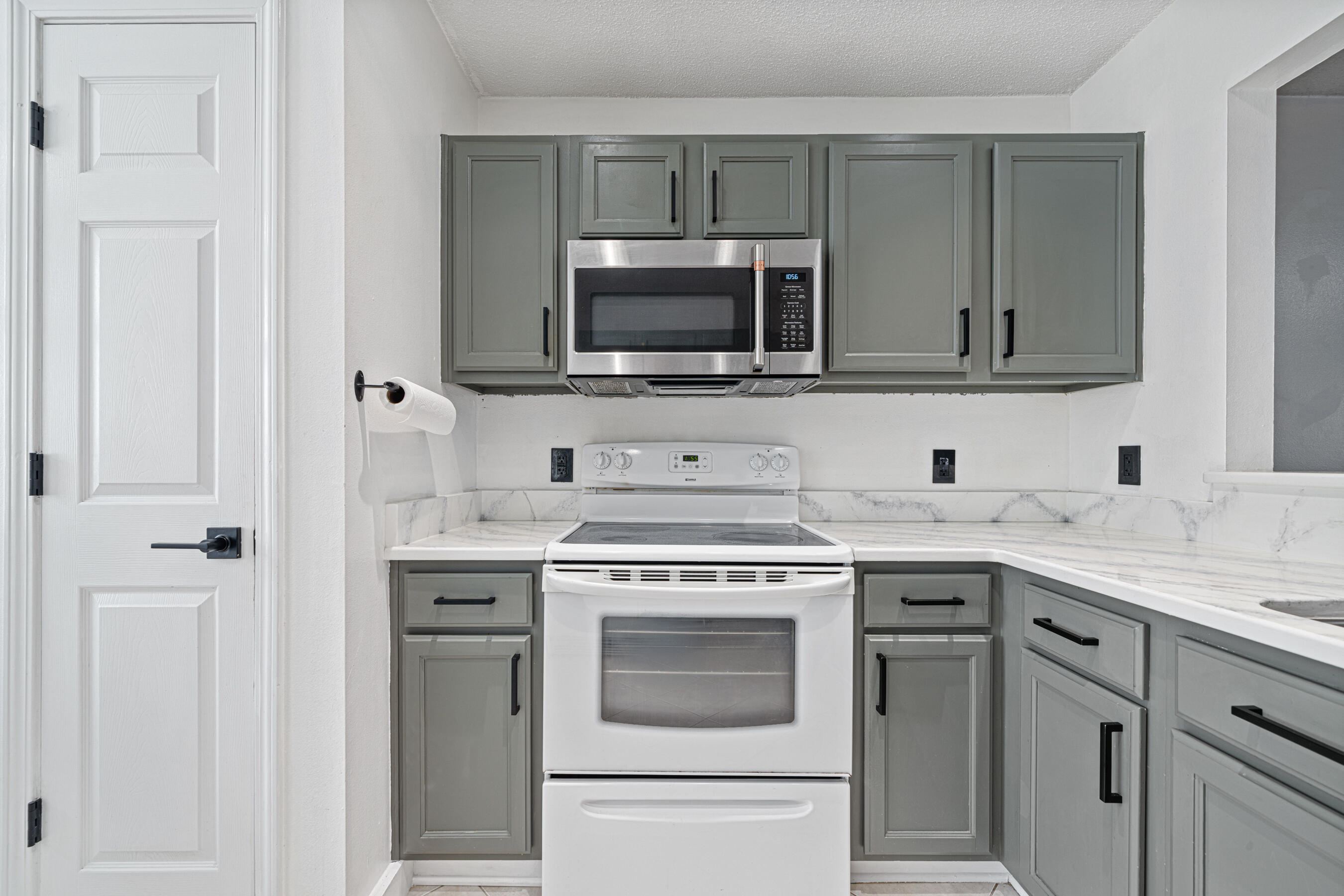 SCRANTON ESTATES - Residential