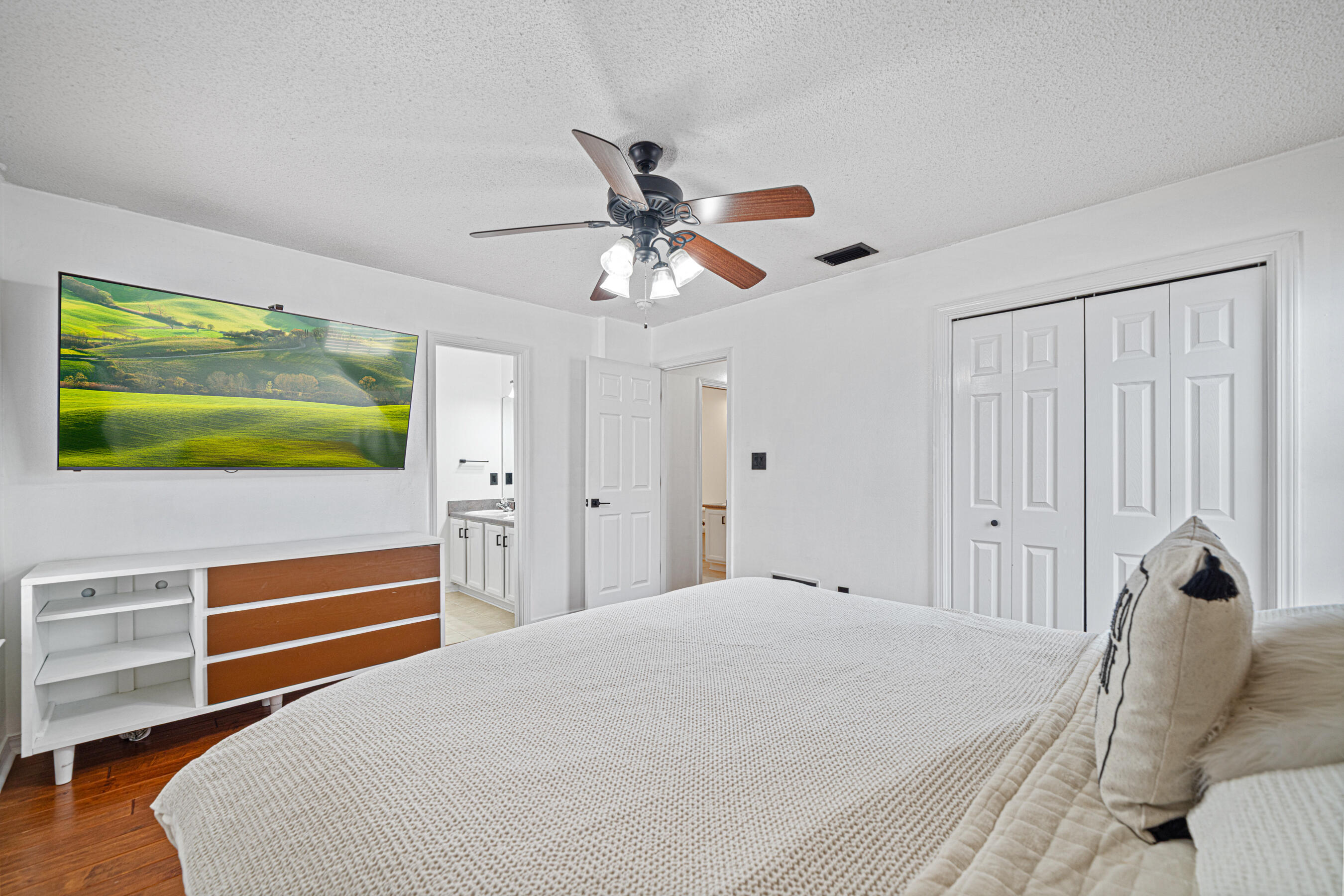 SCRANTON ESTATES - Residential