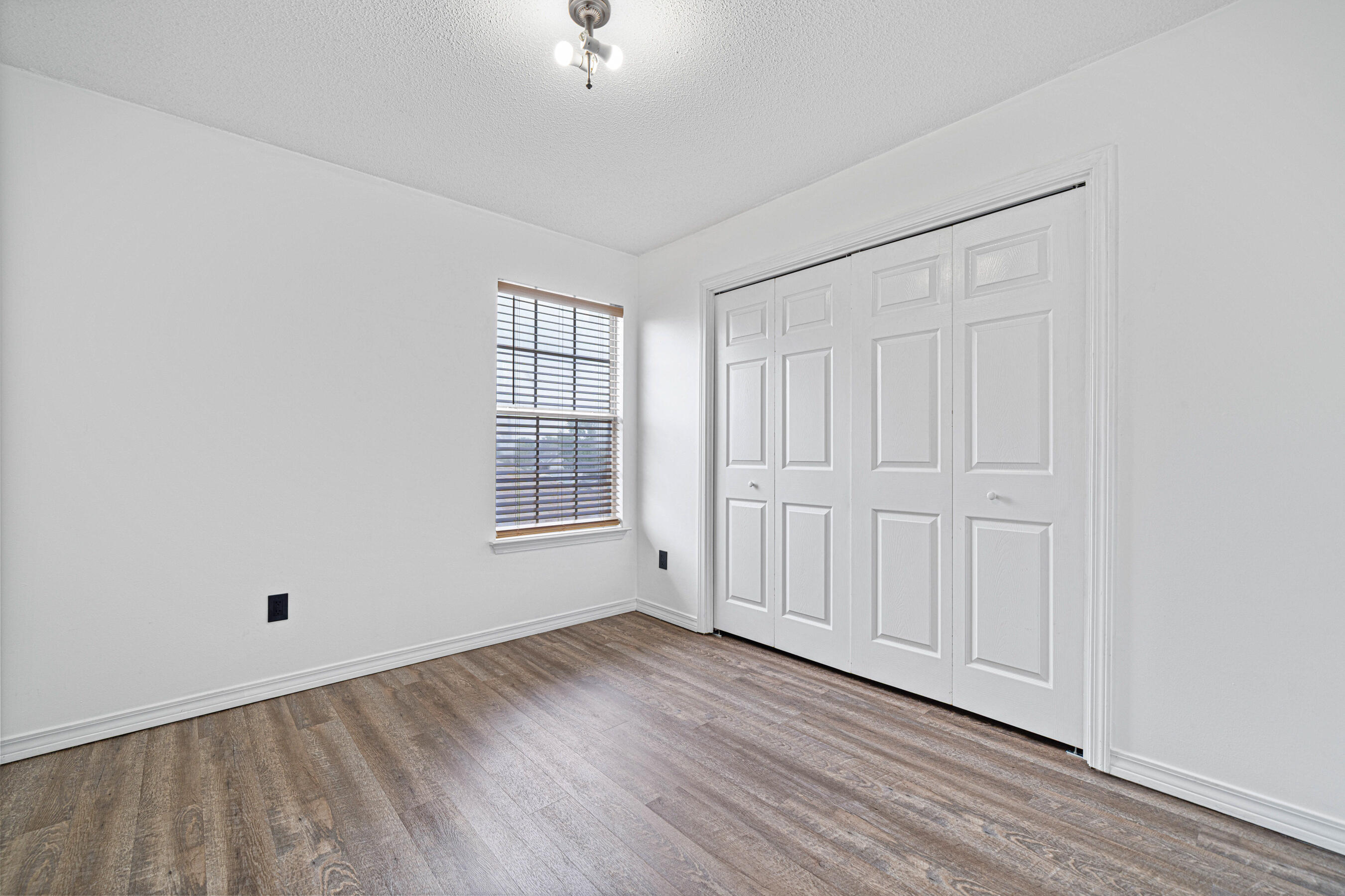 SCRANTON ESTATES - Residential