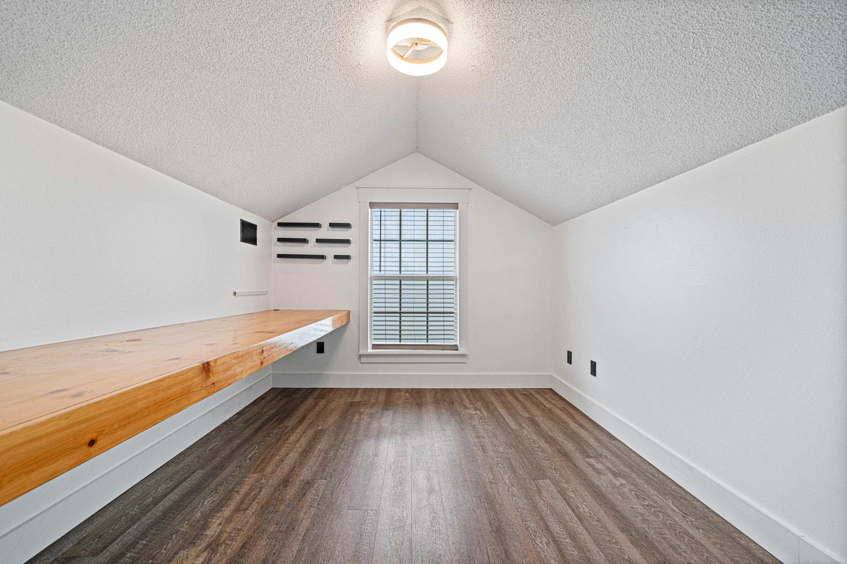 SCRANTON ESTATES - Residential