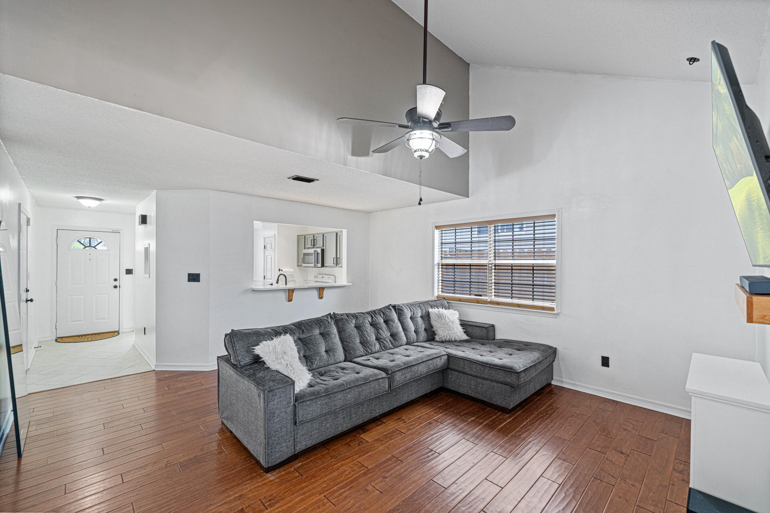 SCRANTON ESTATES - Residential