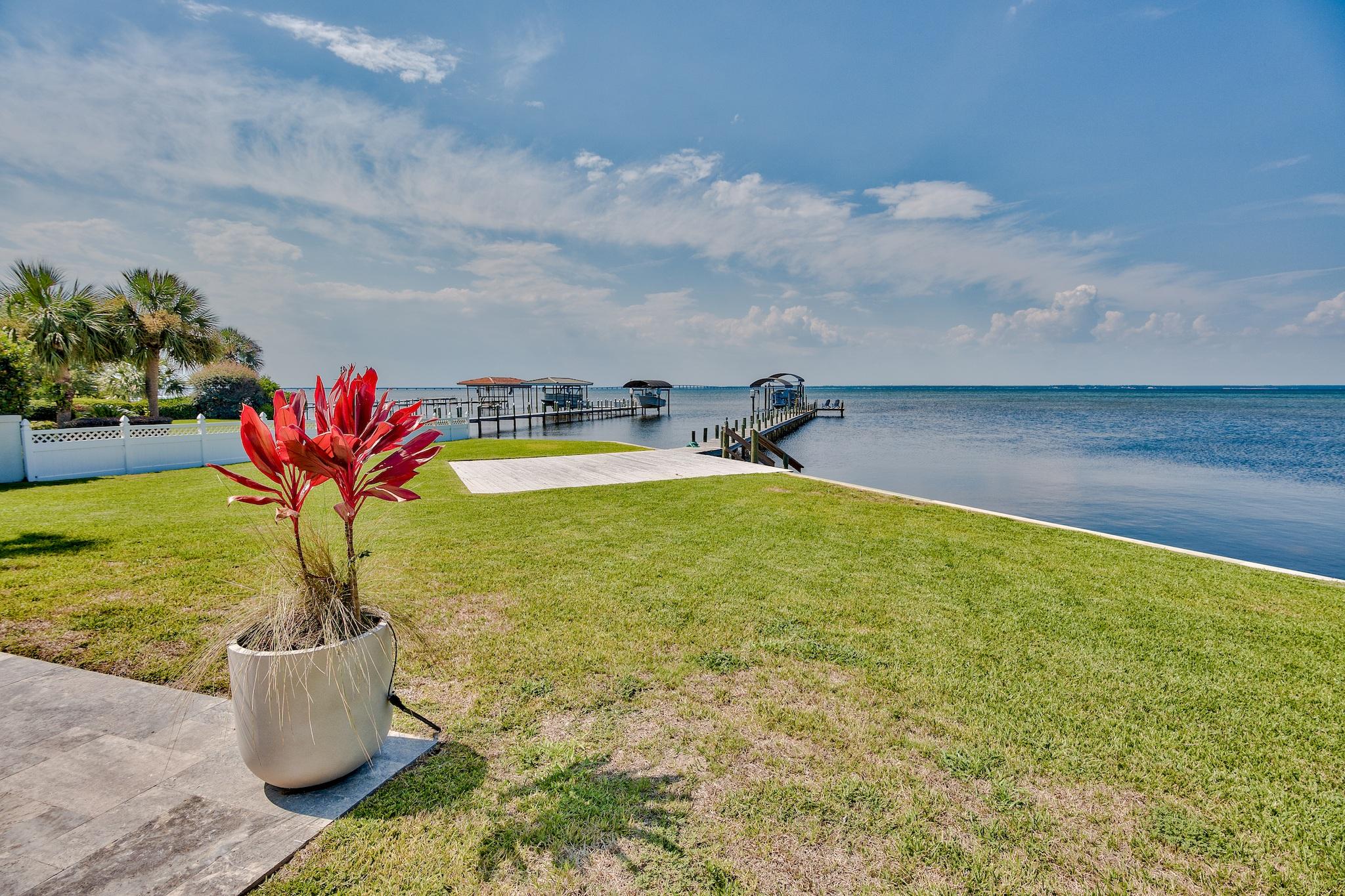 EMERALD BAY PH 1A - Residential