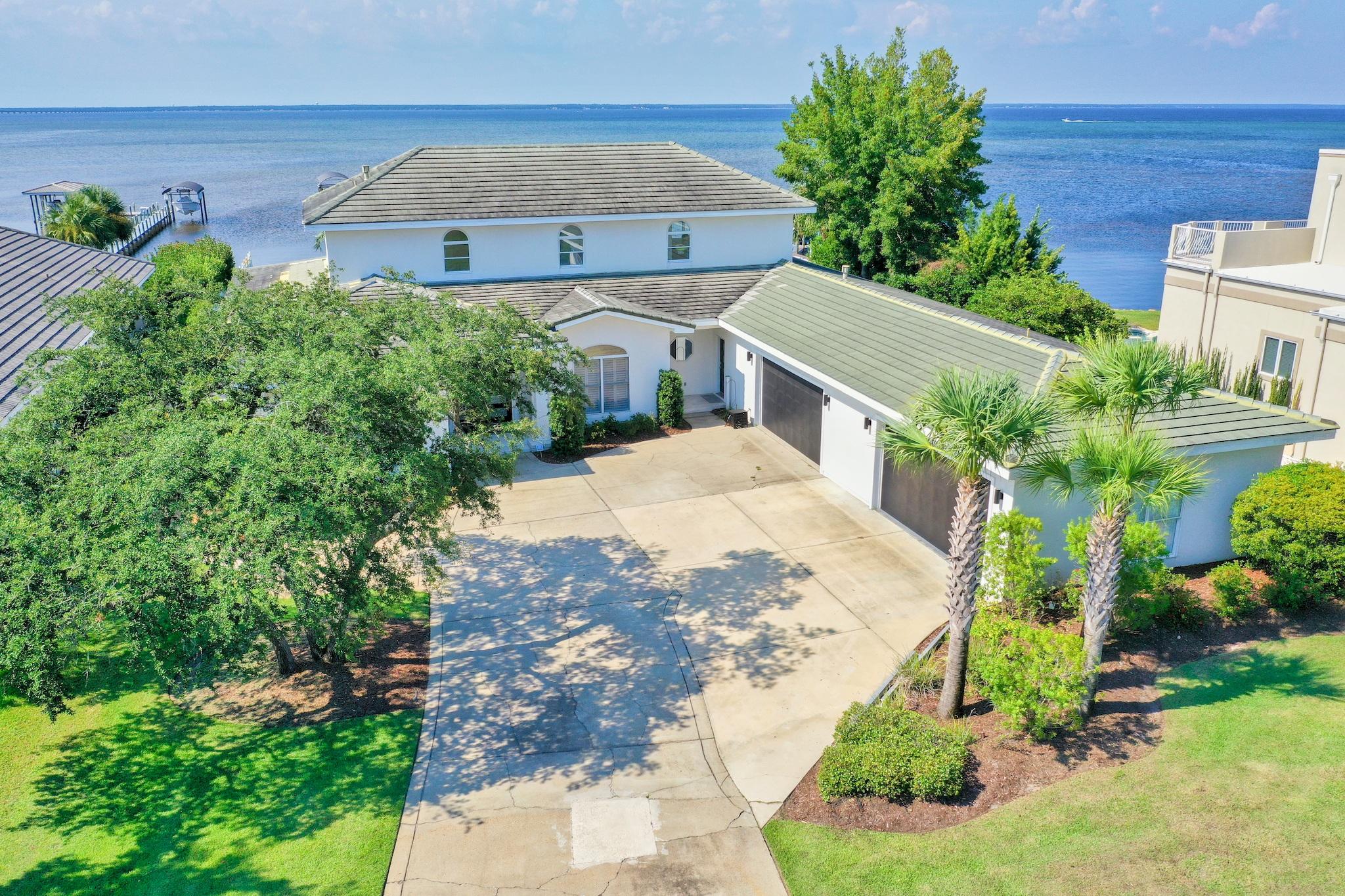 EMERALD BAY PH 1A - Residential