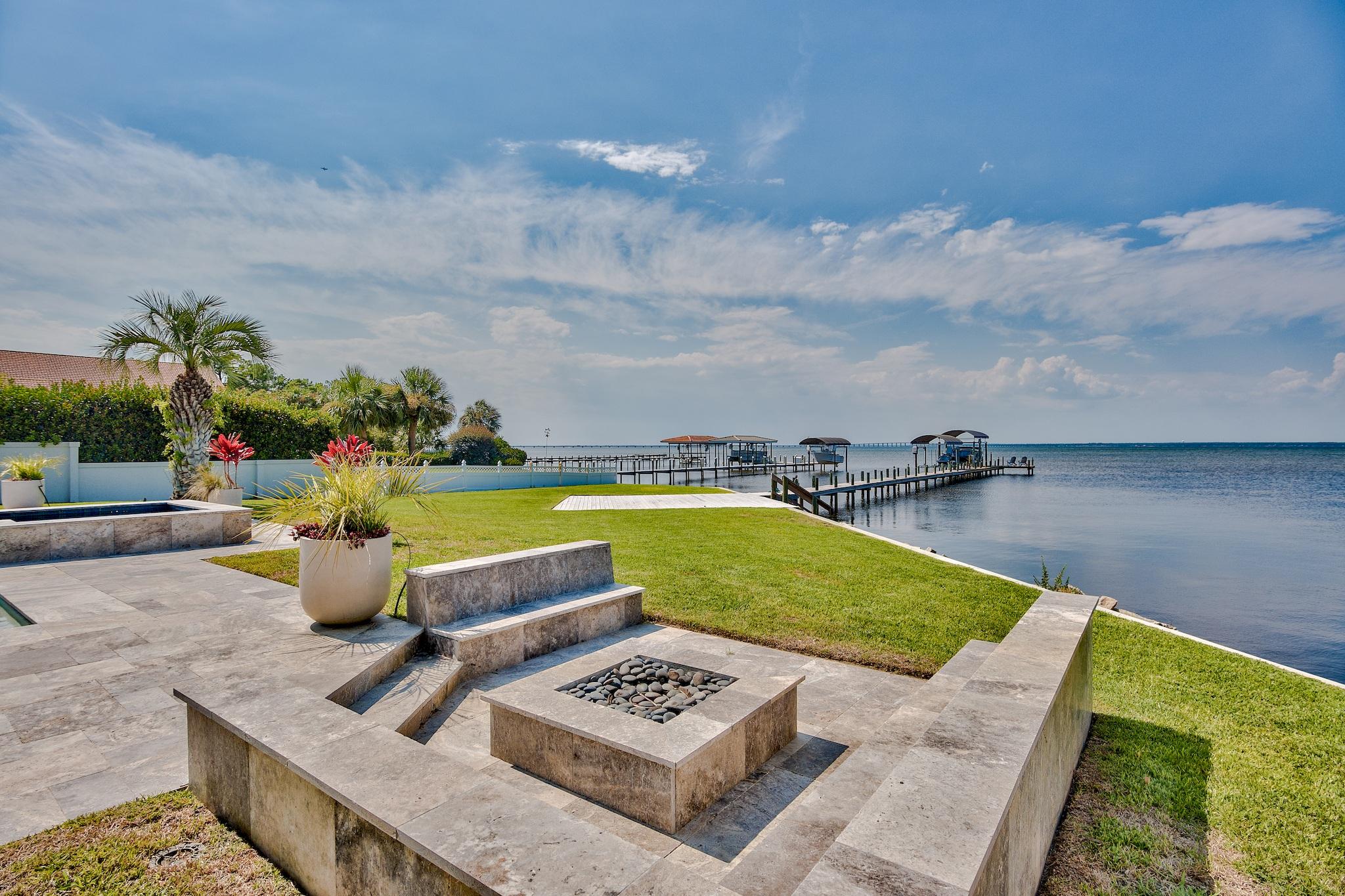 EMERALD BAY PH 1A - Residential