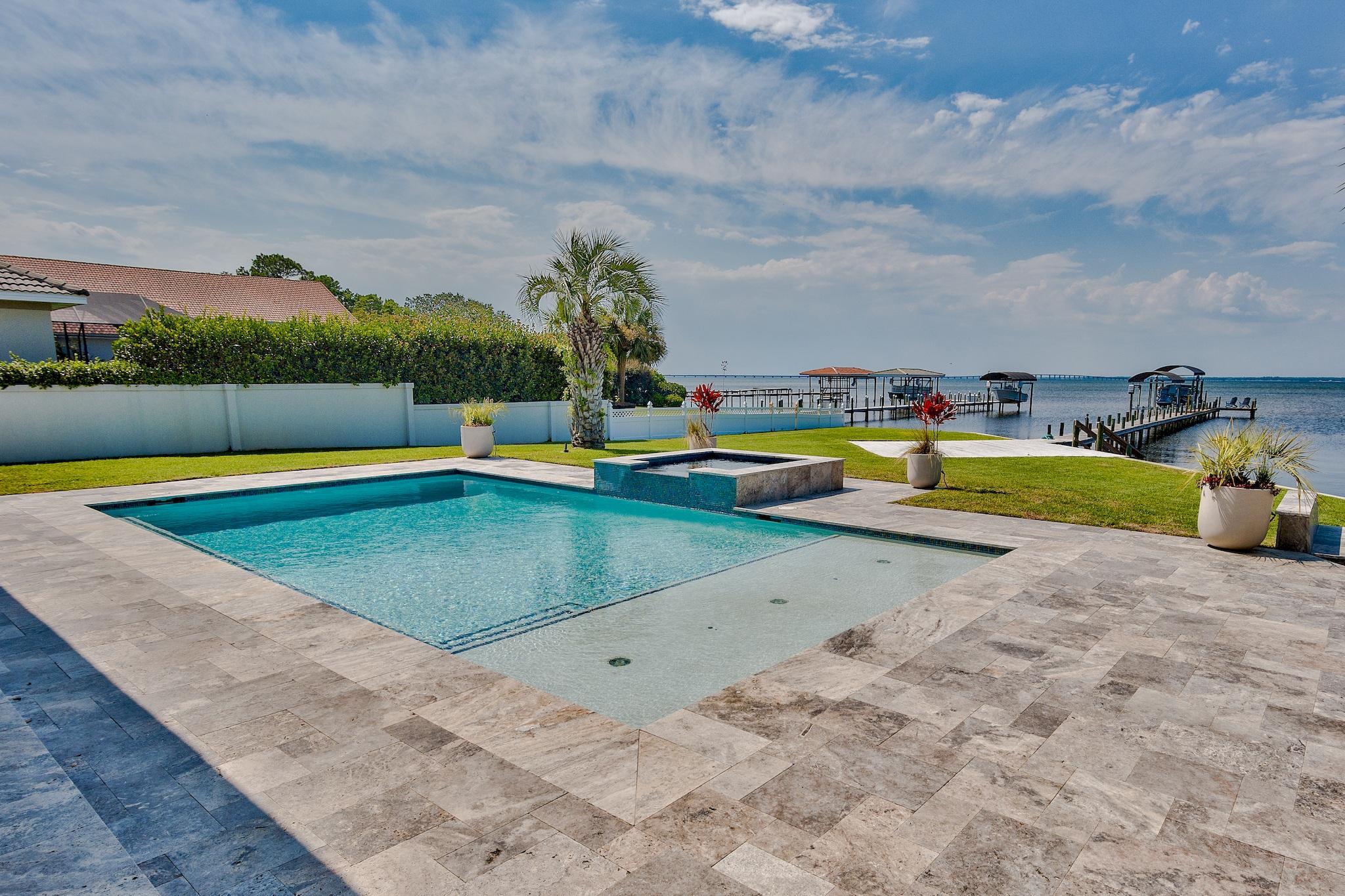 EMERALD BAY PH 1A - Residential