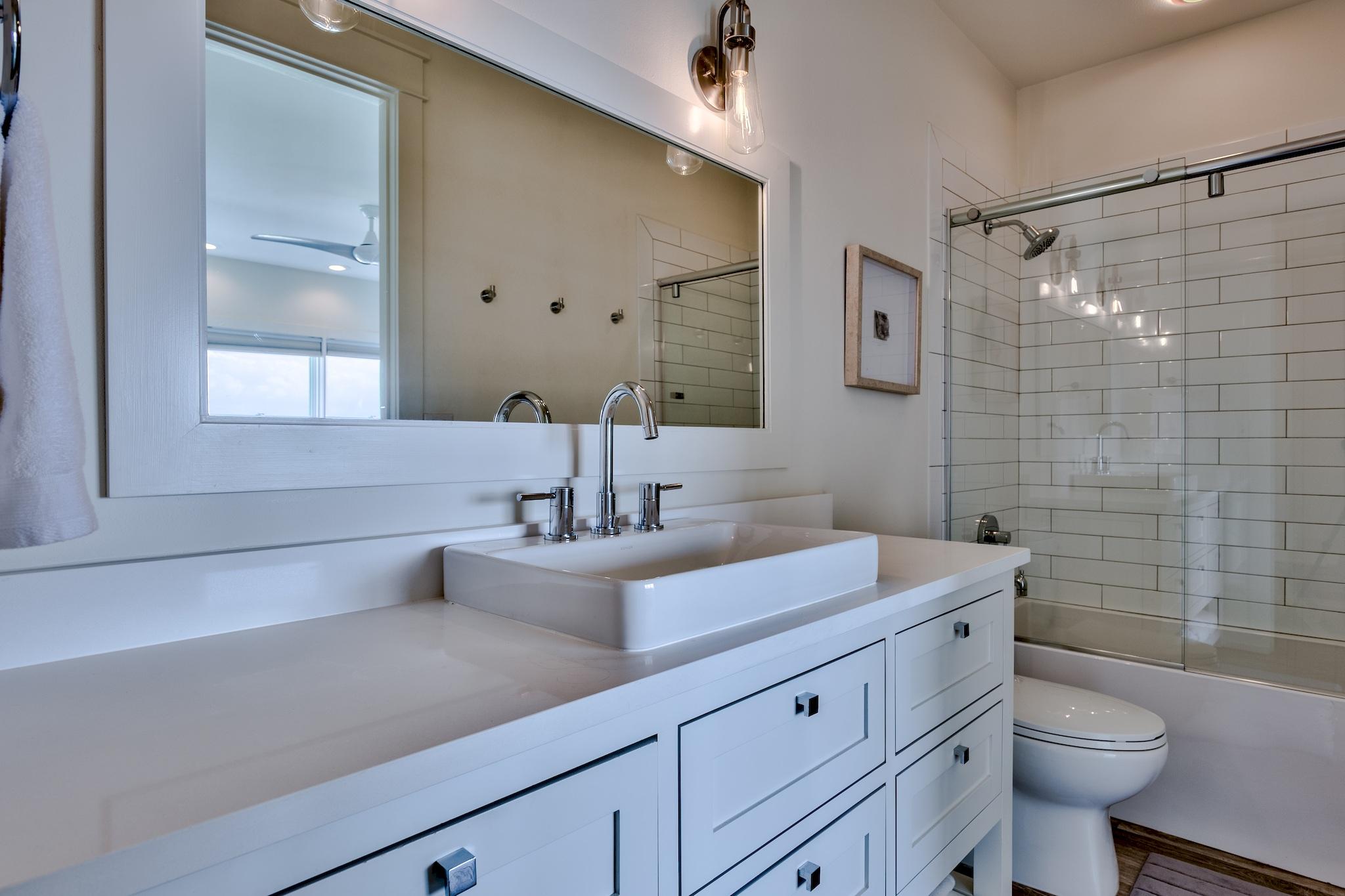EMERALD BAY PH 1A - Residential