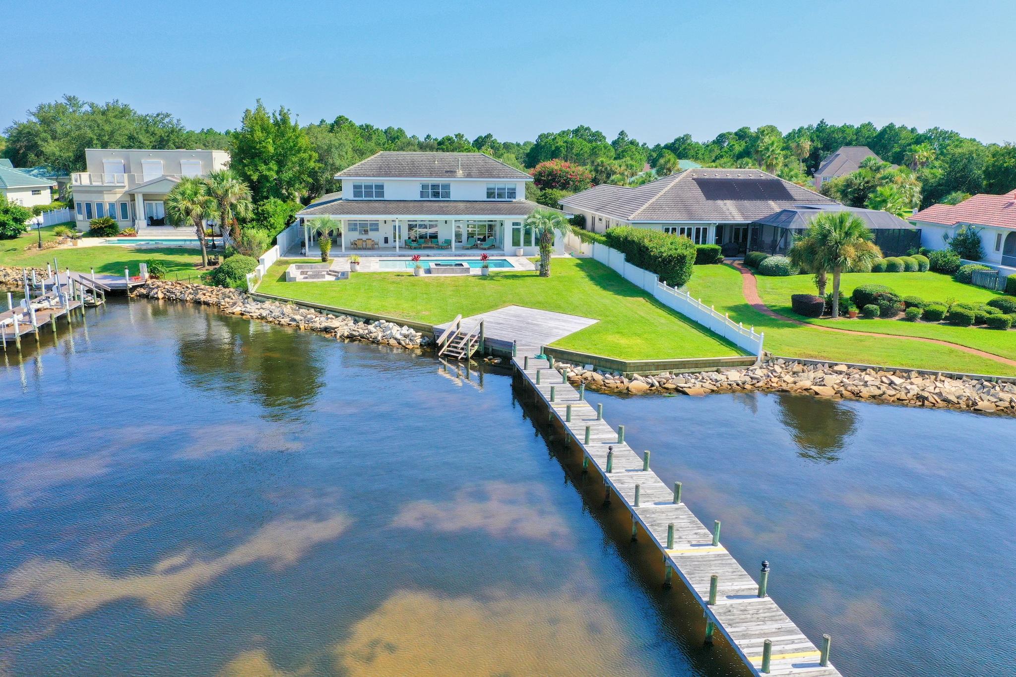 EMERALD BAY PH 1A - Residential
