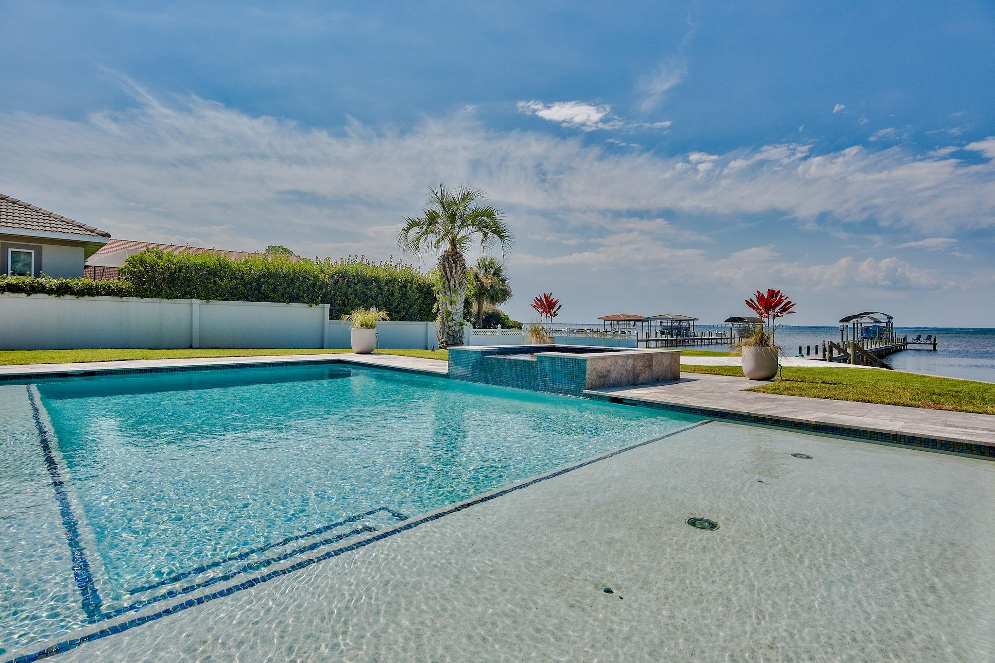 EMERALD BAY PH 1A - Residential
