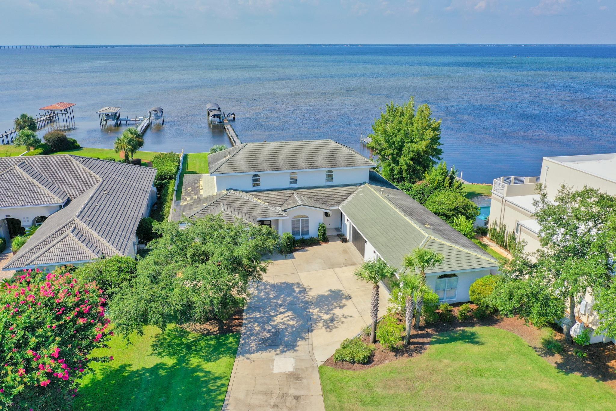 EMERALD BAY PH 1A - Residential