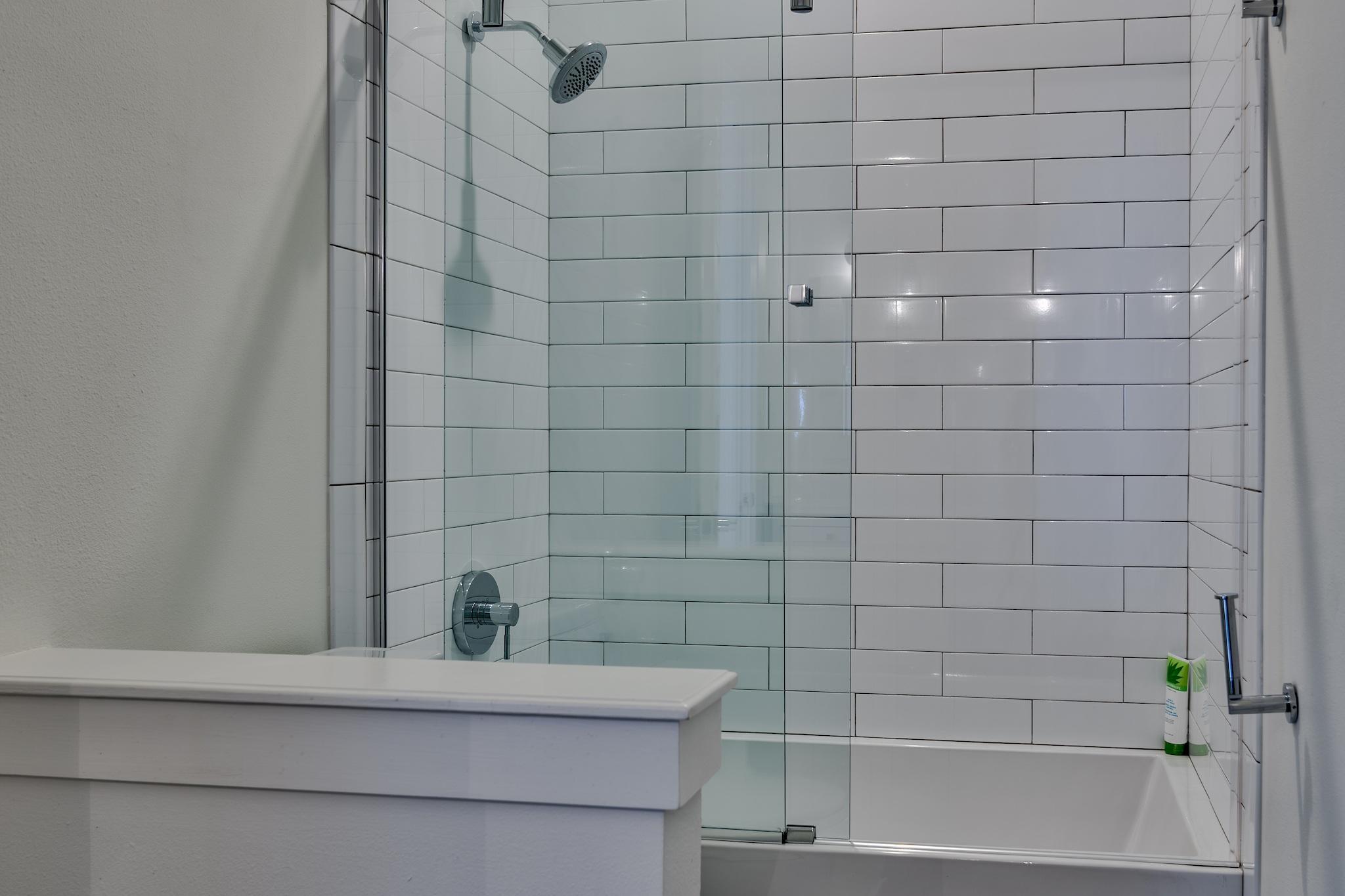 EMERALD BAY PH 1A - Residential
