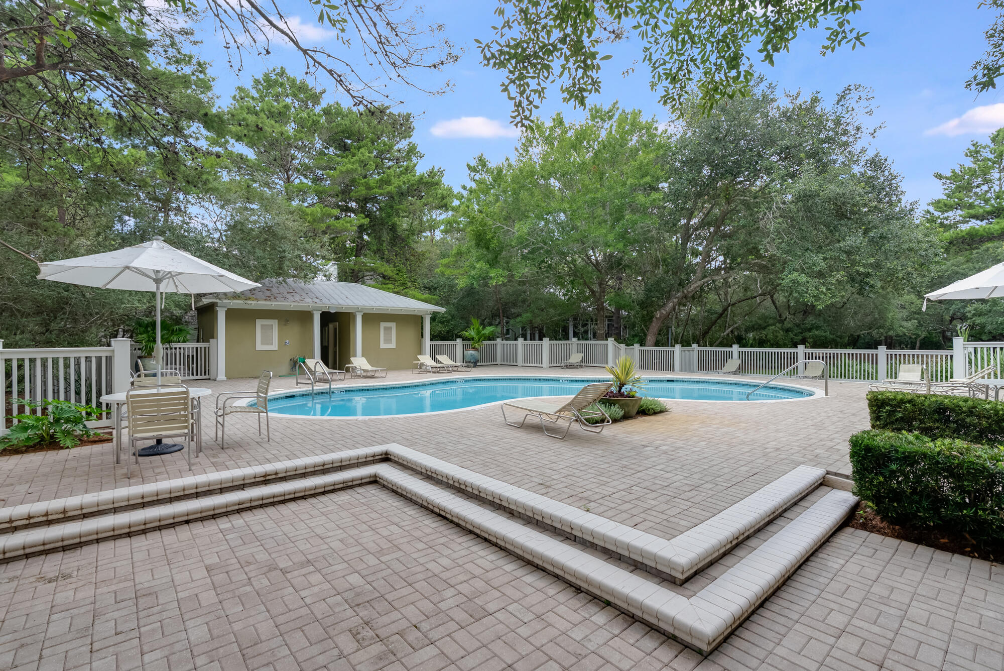 LAKE PLACE AT GRAYTON BEACH T/H - Residential