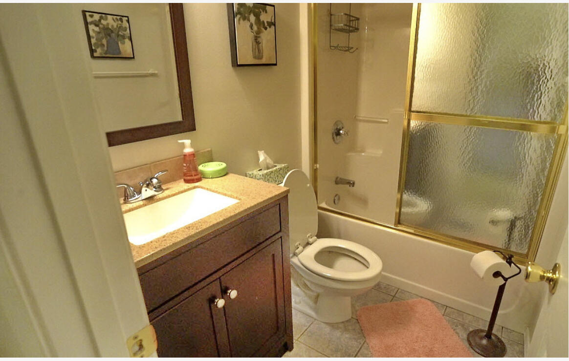 HUNTERS RUN S/D - Residential