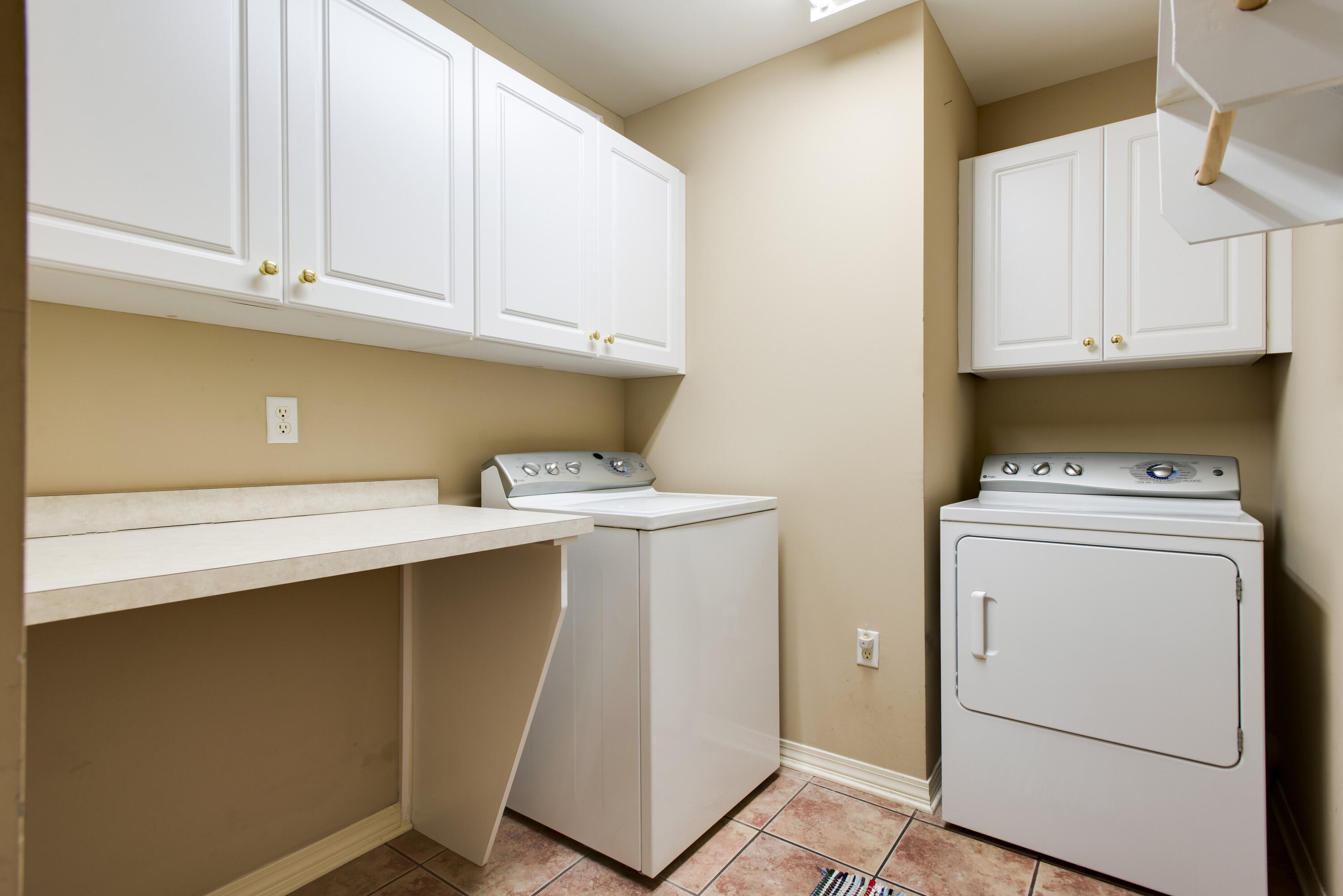 BAYWINDS GOLF ESTATES PH 3 - Residential