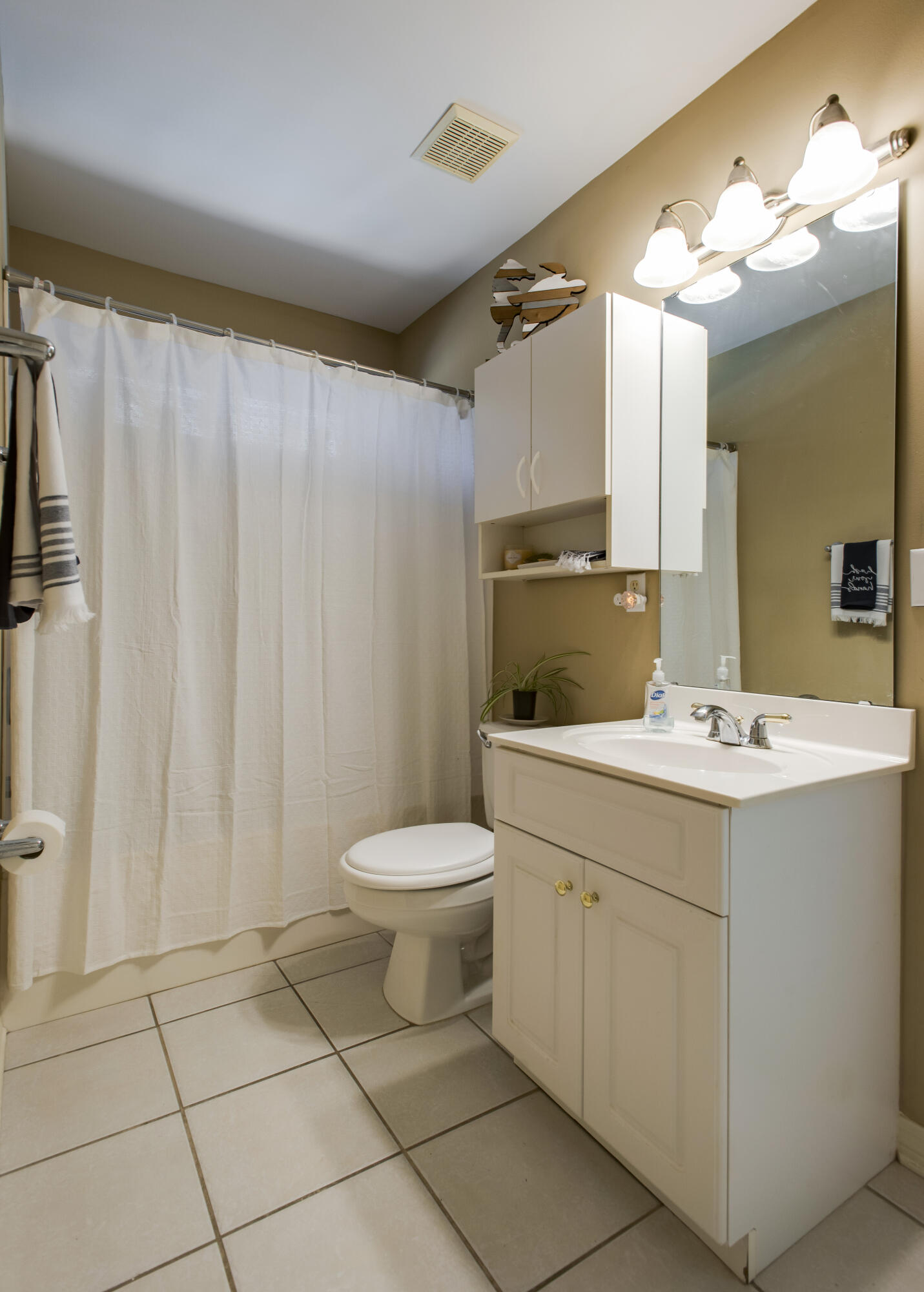 BAYWINDS GOLF ESTATES PH 3 - Residential