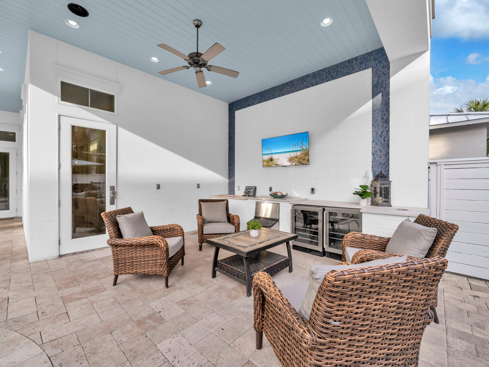 FRANGISTA BEACH 1ST ADDN - Residential