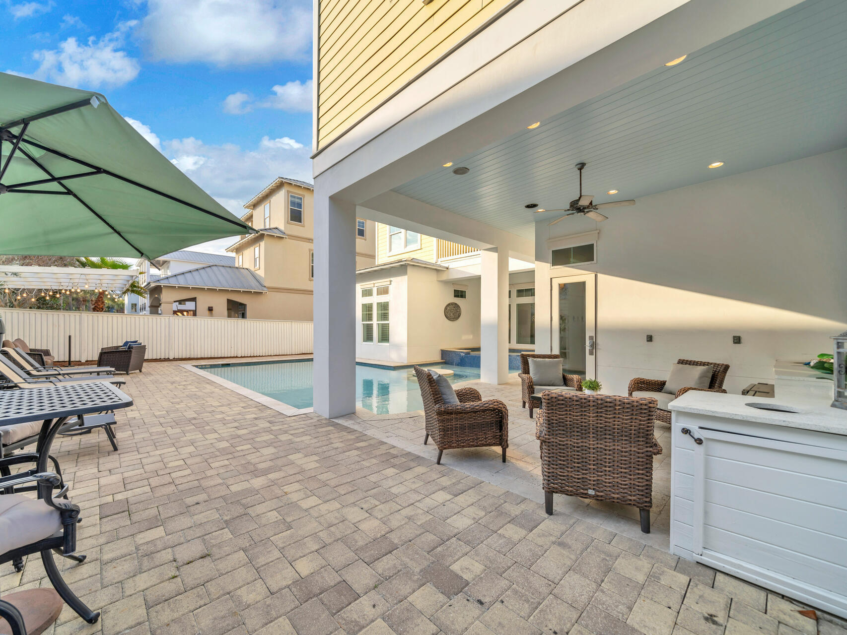 FRANGISTA BEACH 1ST ADDN - Residential