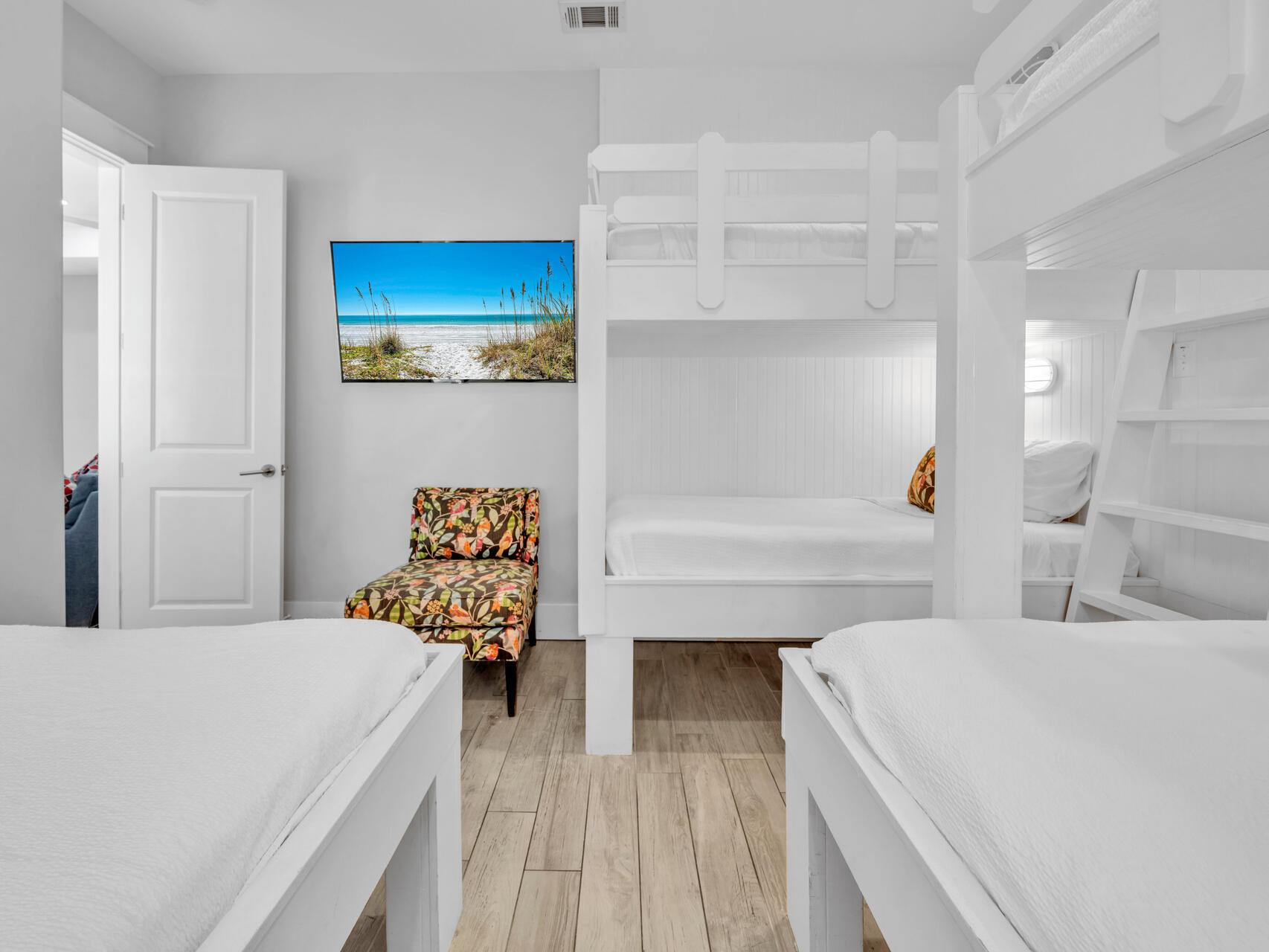 FRANGISTA BEACH 1ST ADDN - Residential