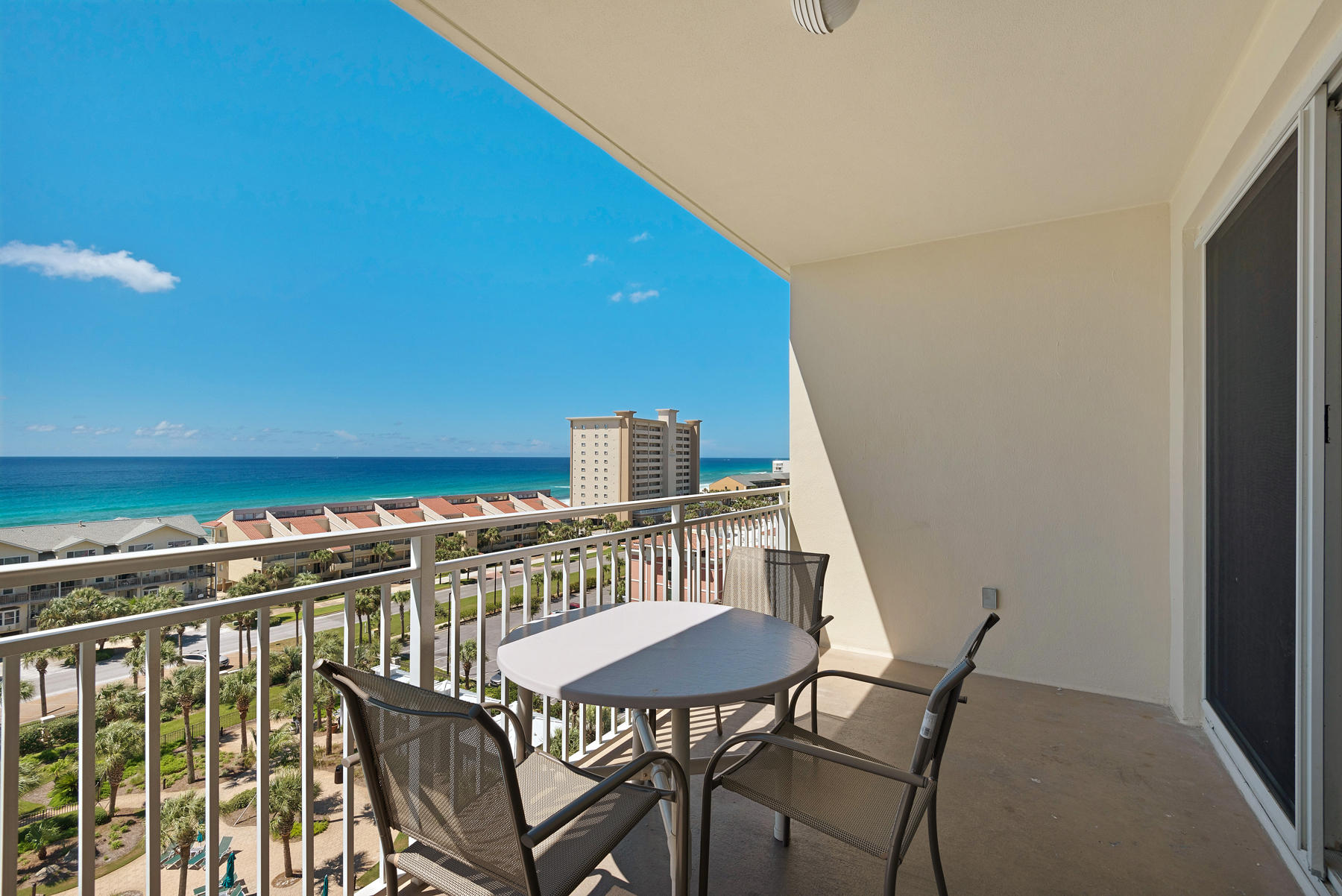 STERLING SHORES - Residential