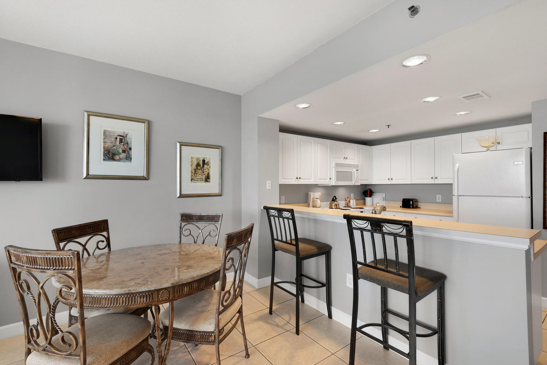 STERLING SHORES - Residential