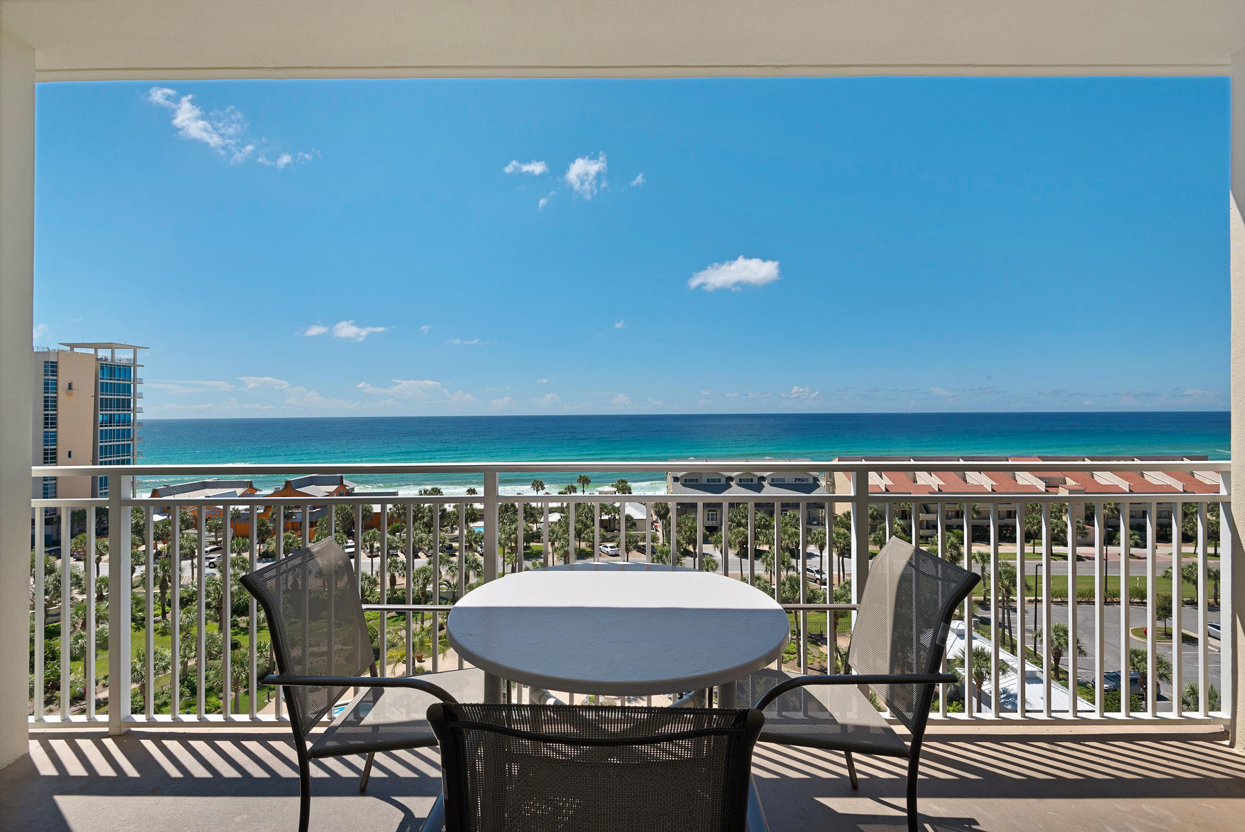 STERLING SHORES - Residential