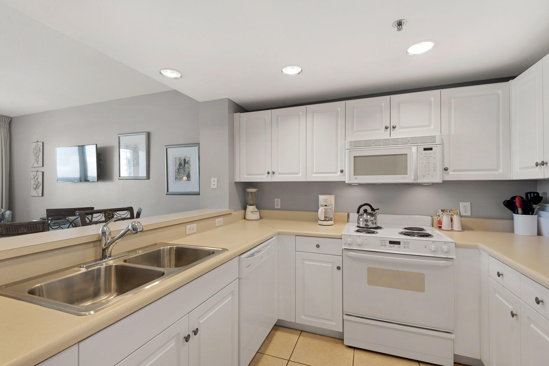 STERLING SHORES - Residential