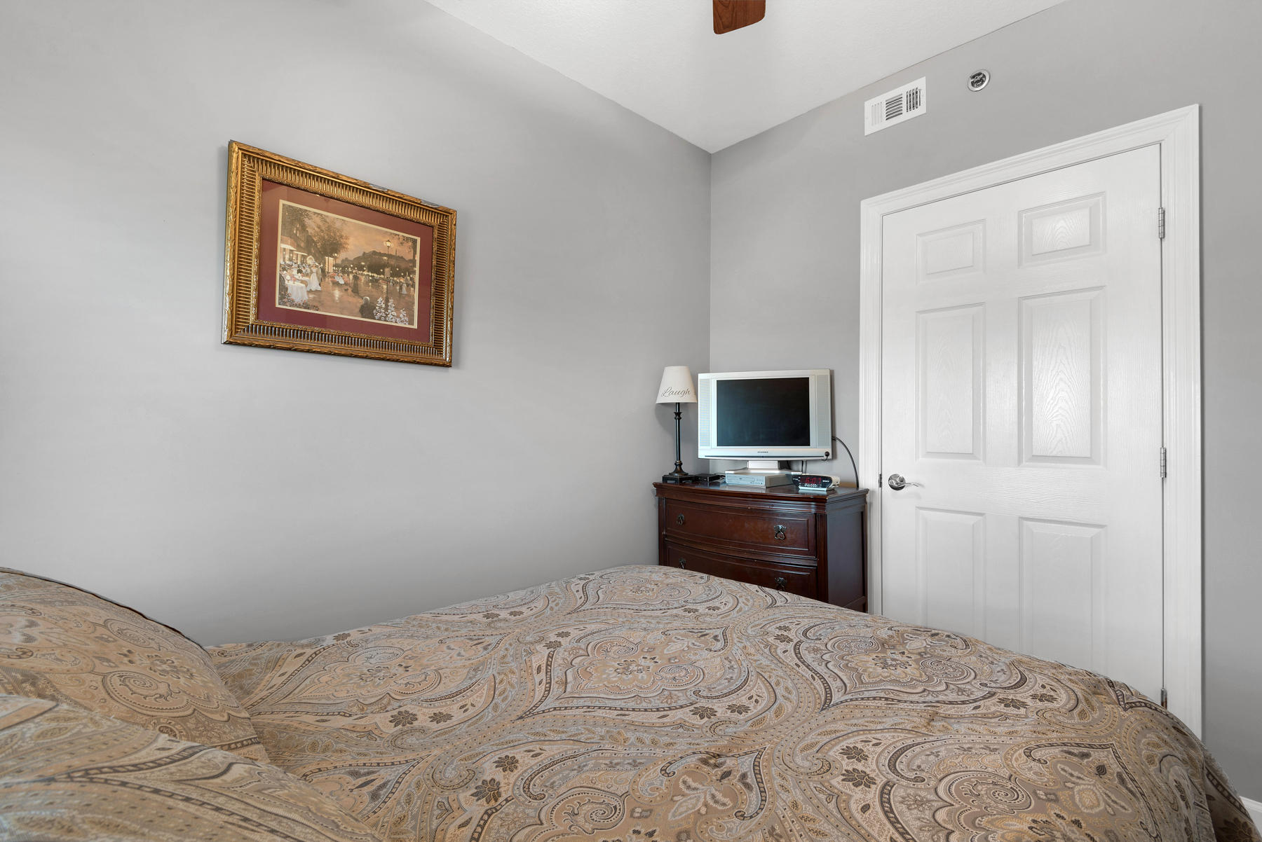 STERLING SHORES - Residential