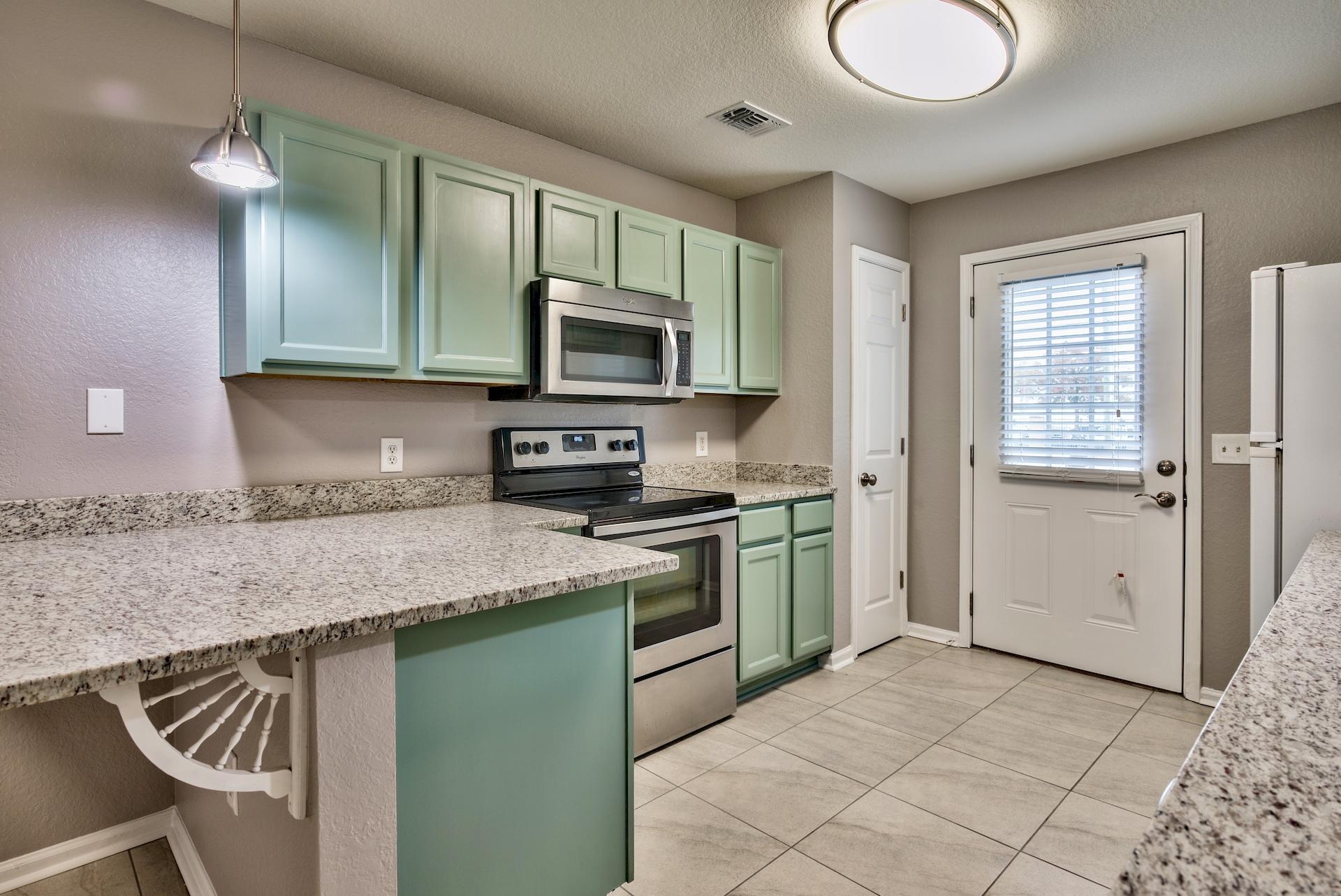 QUAIL HOLLOW - Residential