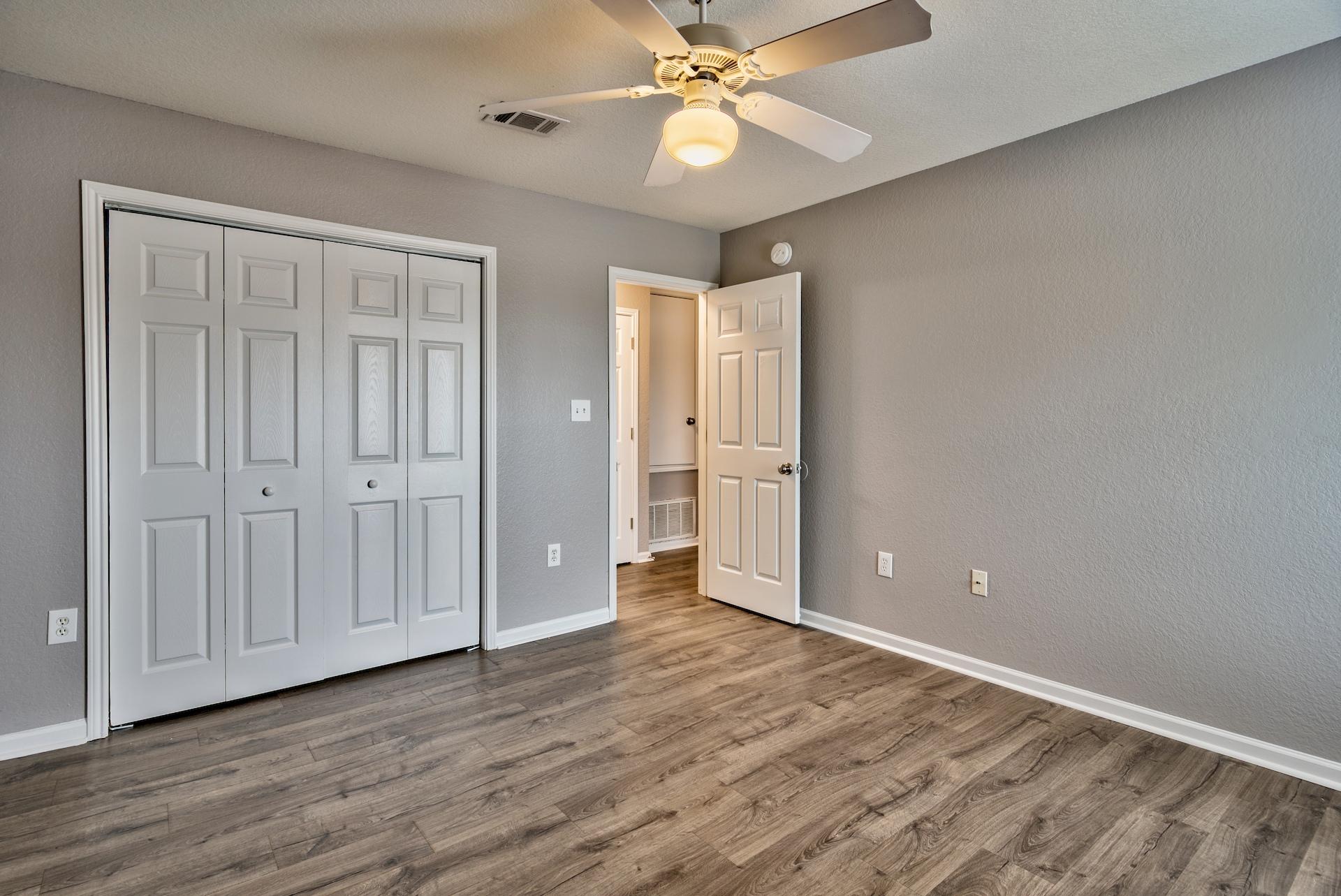 QUAIL HOLLOW - Residential