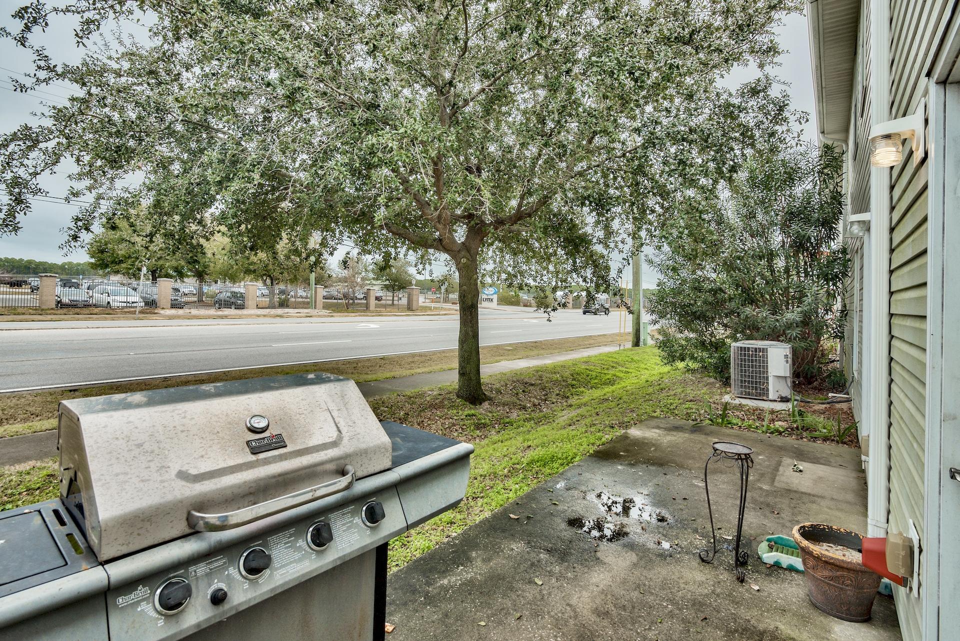 QUAIL HOLLOW - Residential