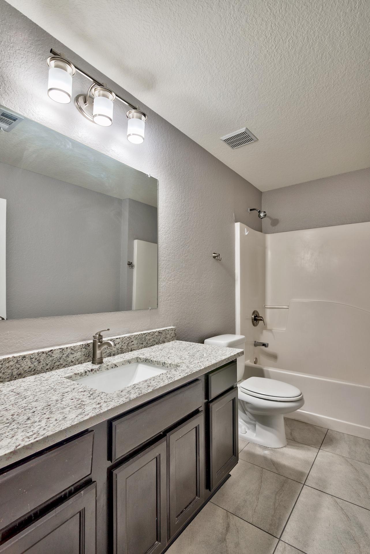 QUAIL HOLLOW - Residential