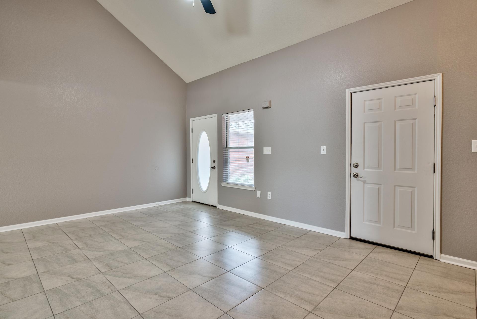 QUAIL HOLLOW - Residential