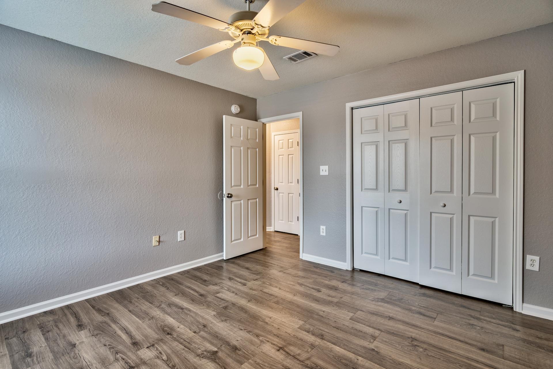 QUAIL HOLLOW - Residential