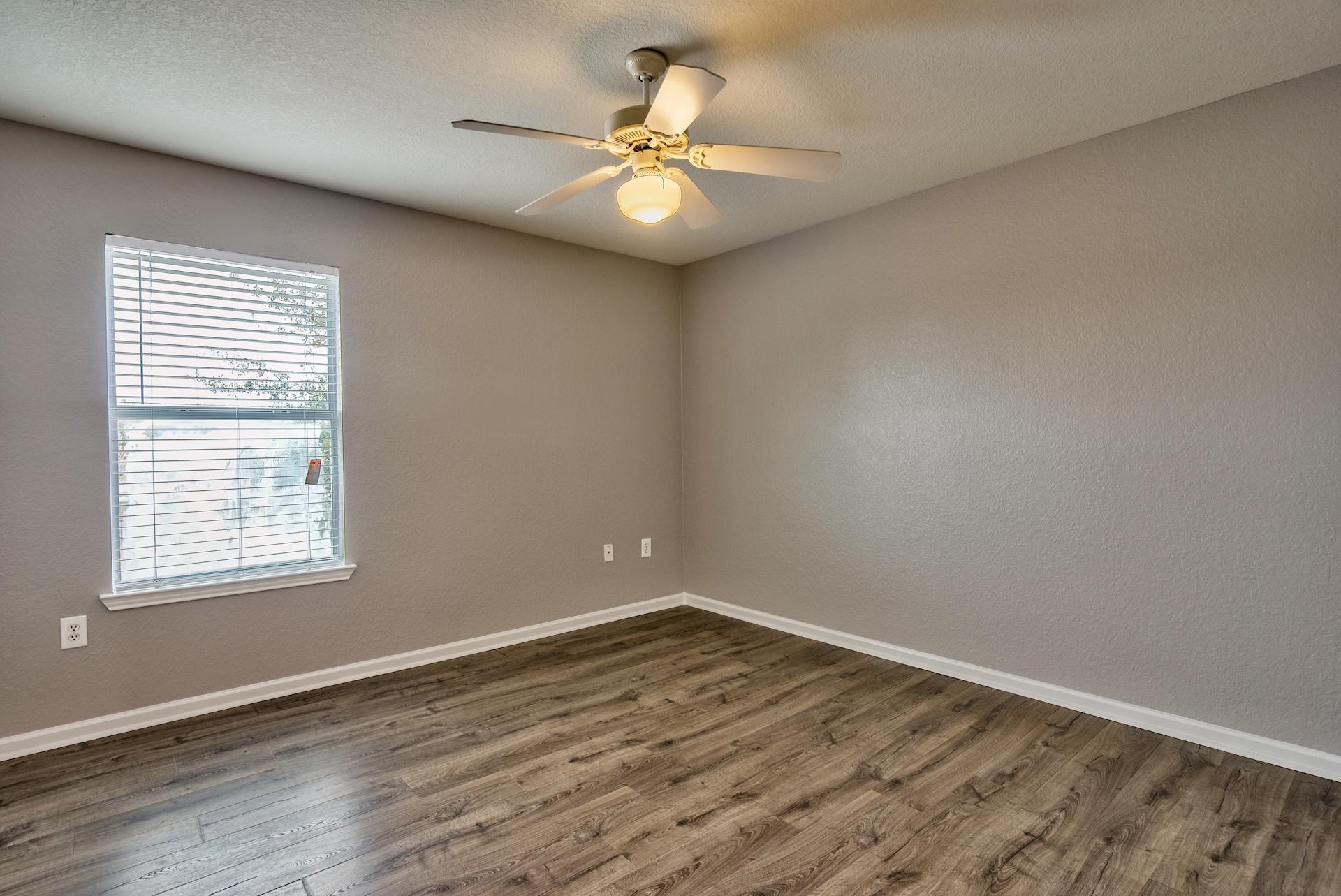 QUAIL HOLLOW - Residential