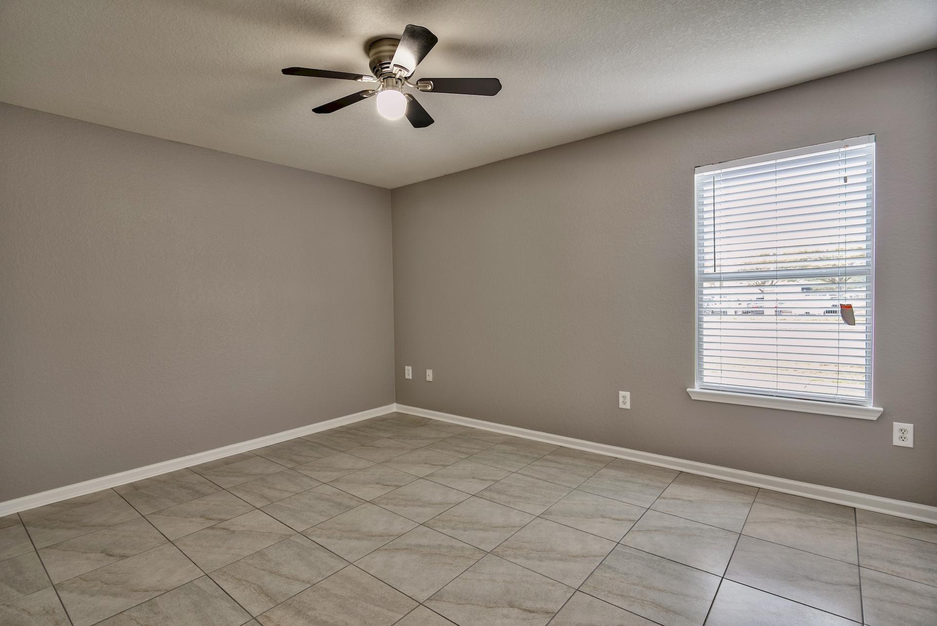 QUAIL HOLLOW - Residential