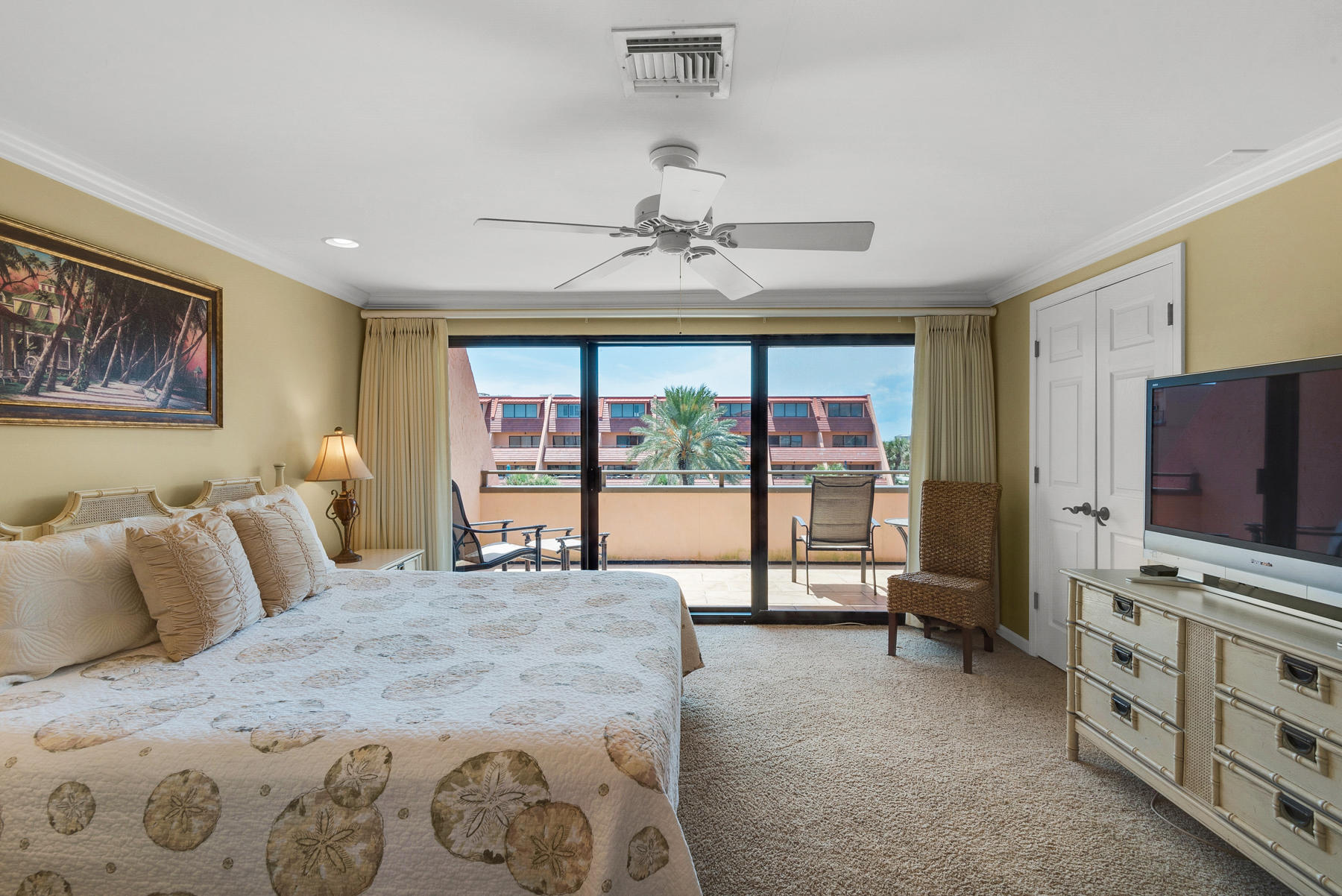 AEGEAN CONDO - Residential