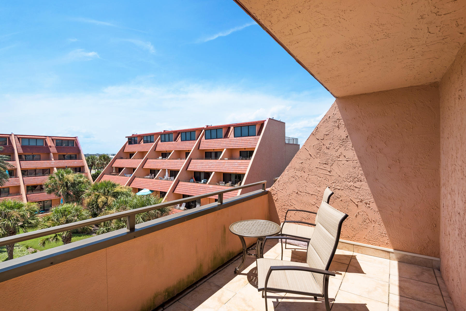 AEGEAN CONDO - Residential