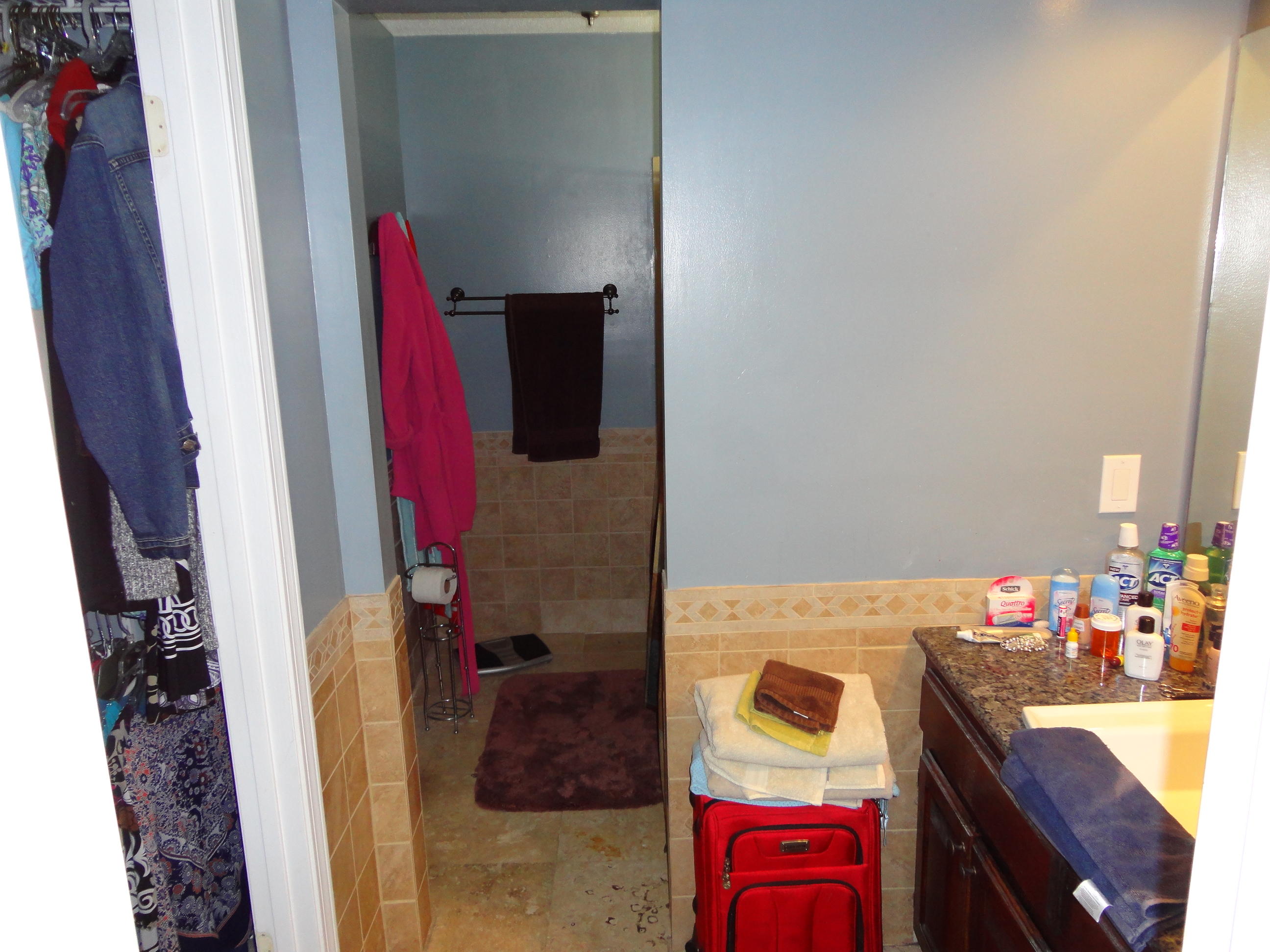 LAKE LORRAINE GARDENS - Residential