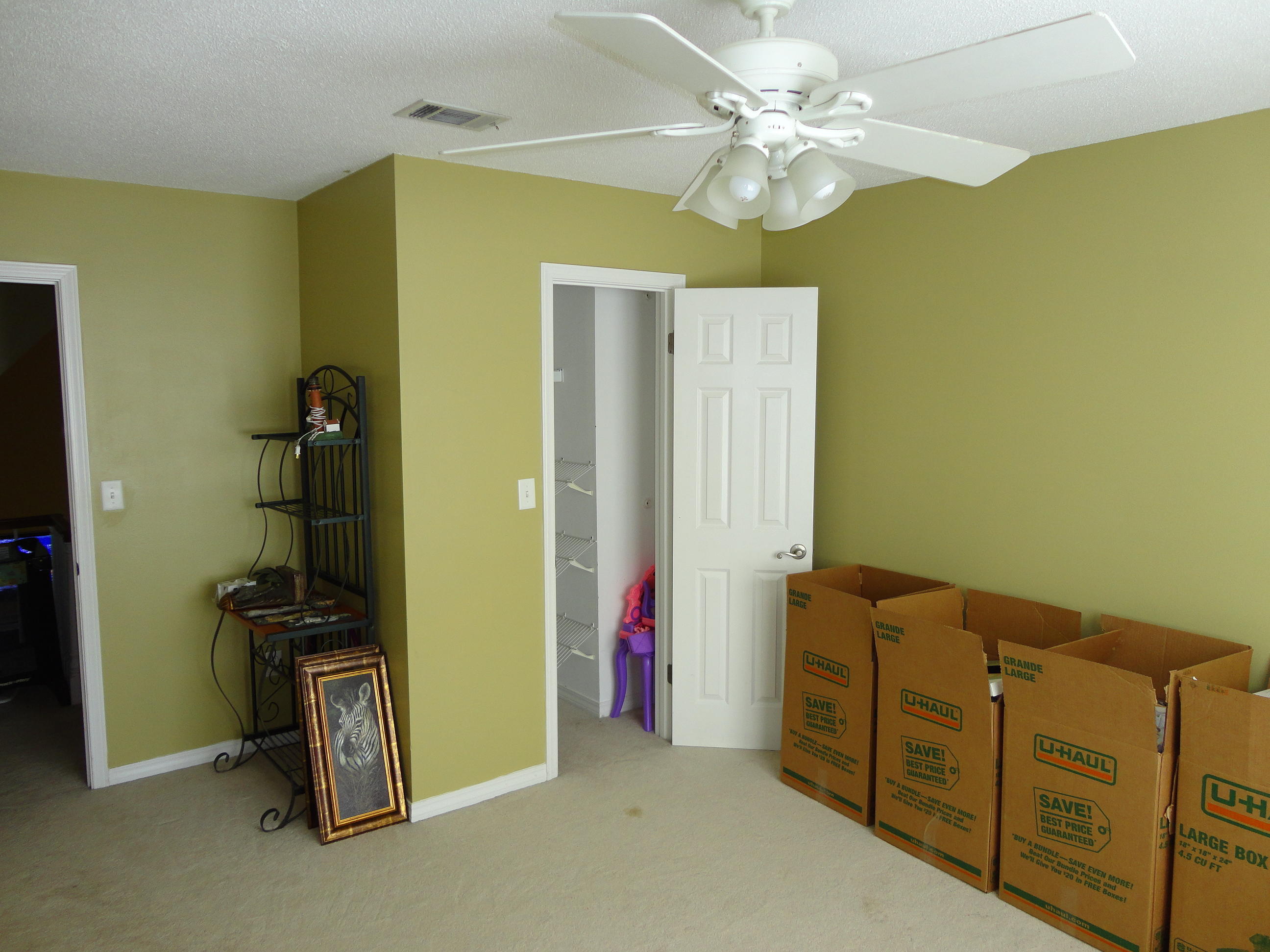 LAKE LORRAINE GARDENS - Residential