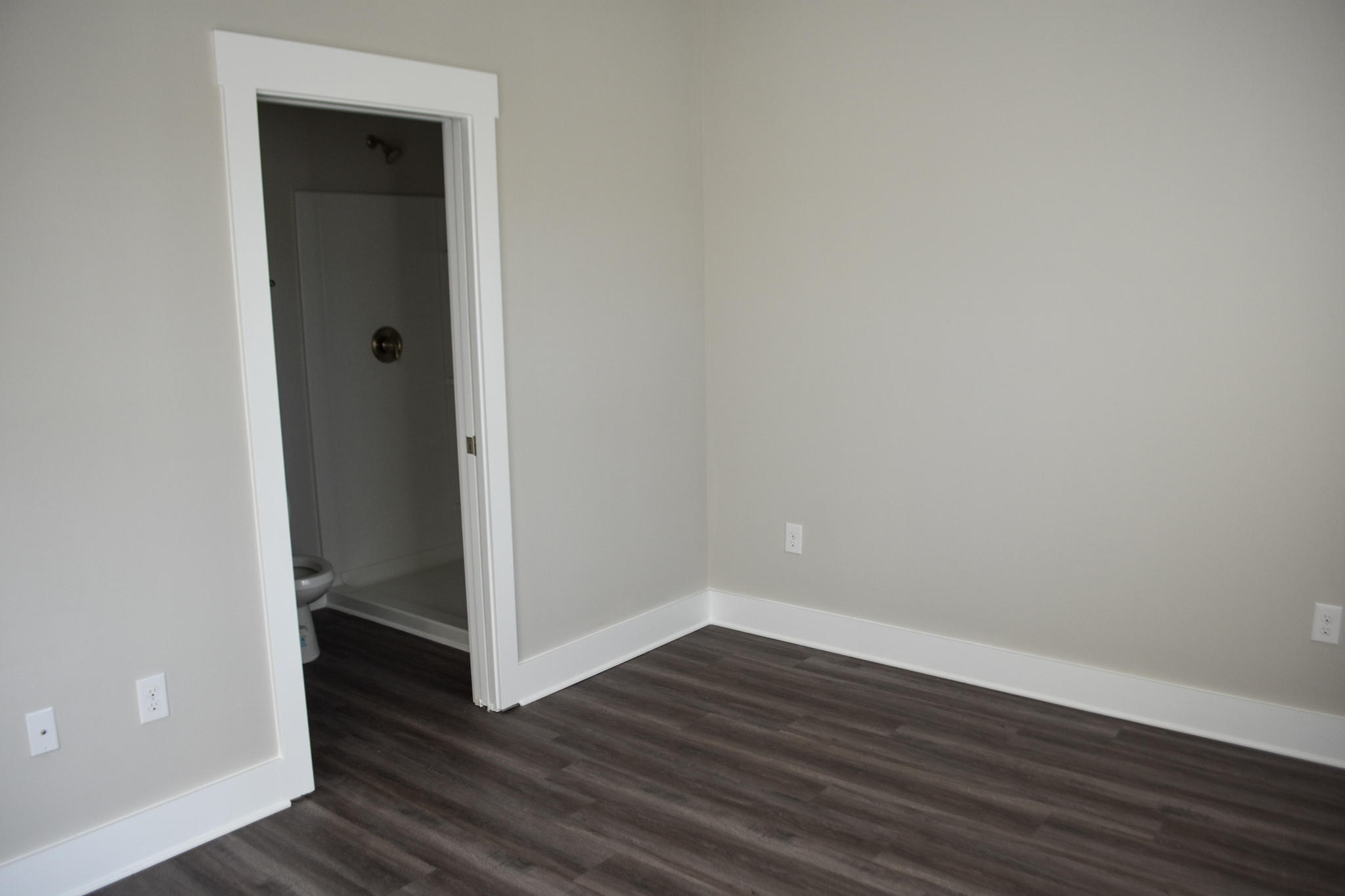 VERANDAS AT FREEPORT - Residential Lease