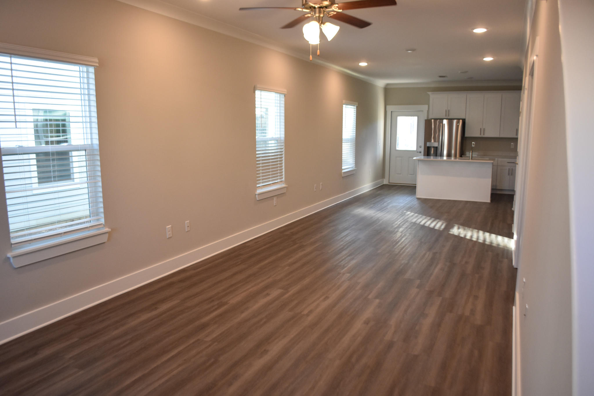 VERANDAS AT FREEPORT - Residential Lease